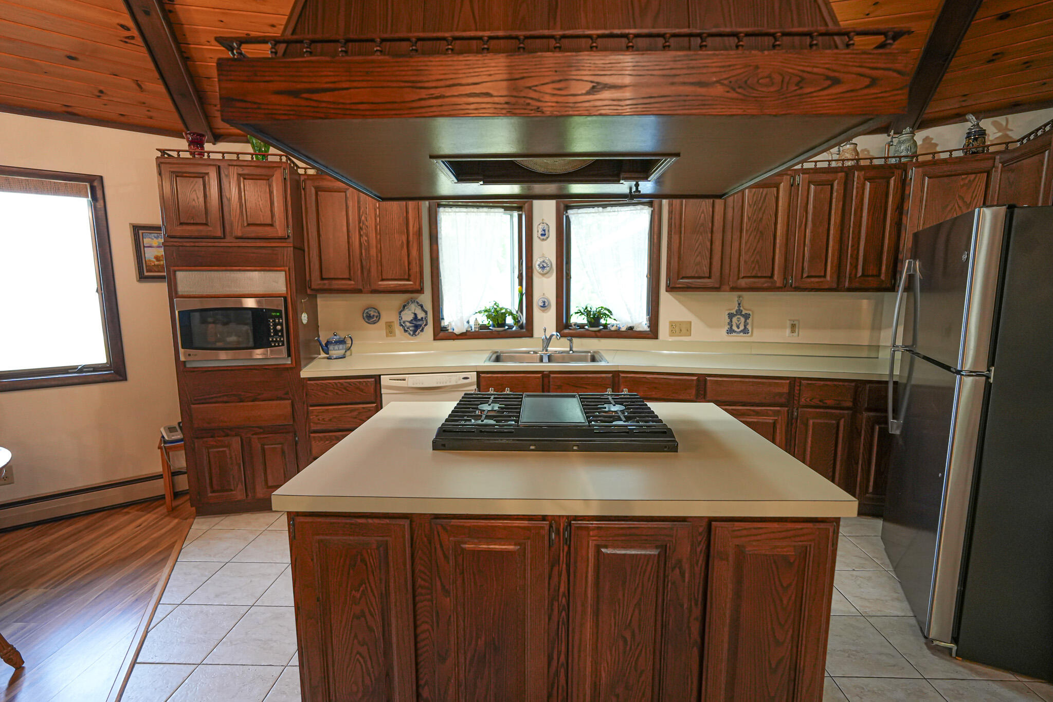 828 Reunion Avenue Property Photo 7