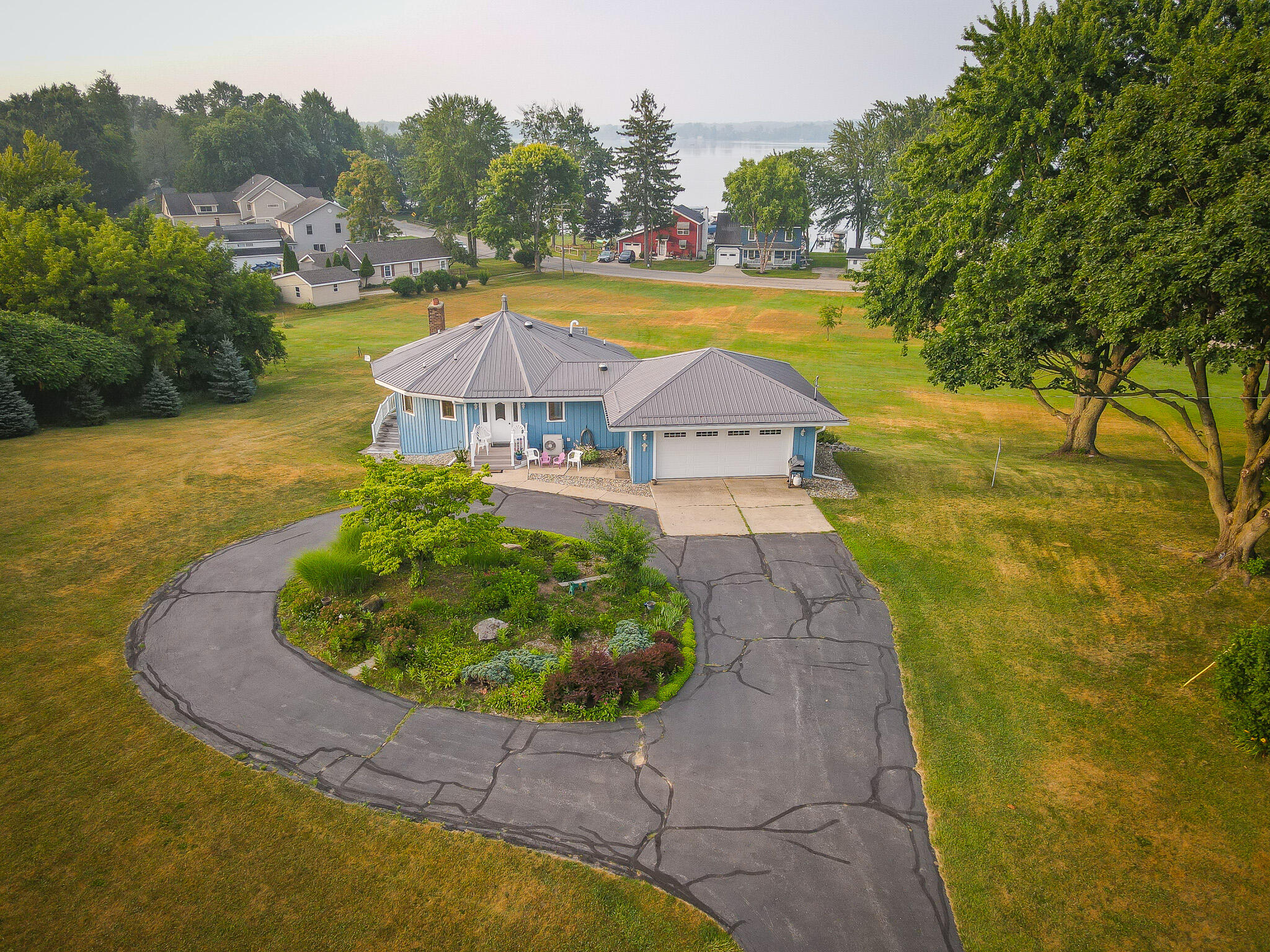 828 Reunion Avenue Property Photo 45