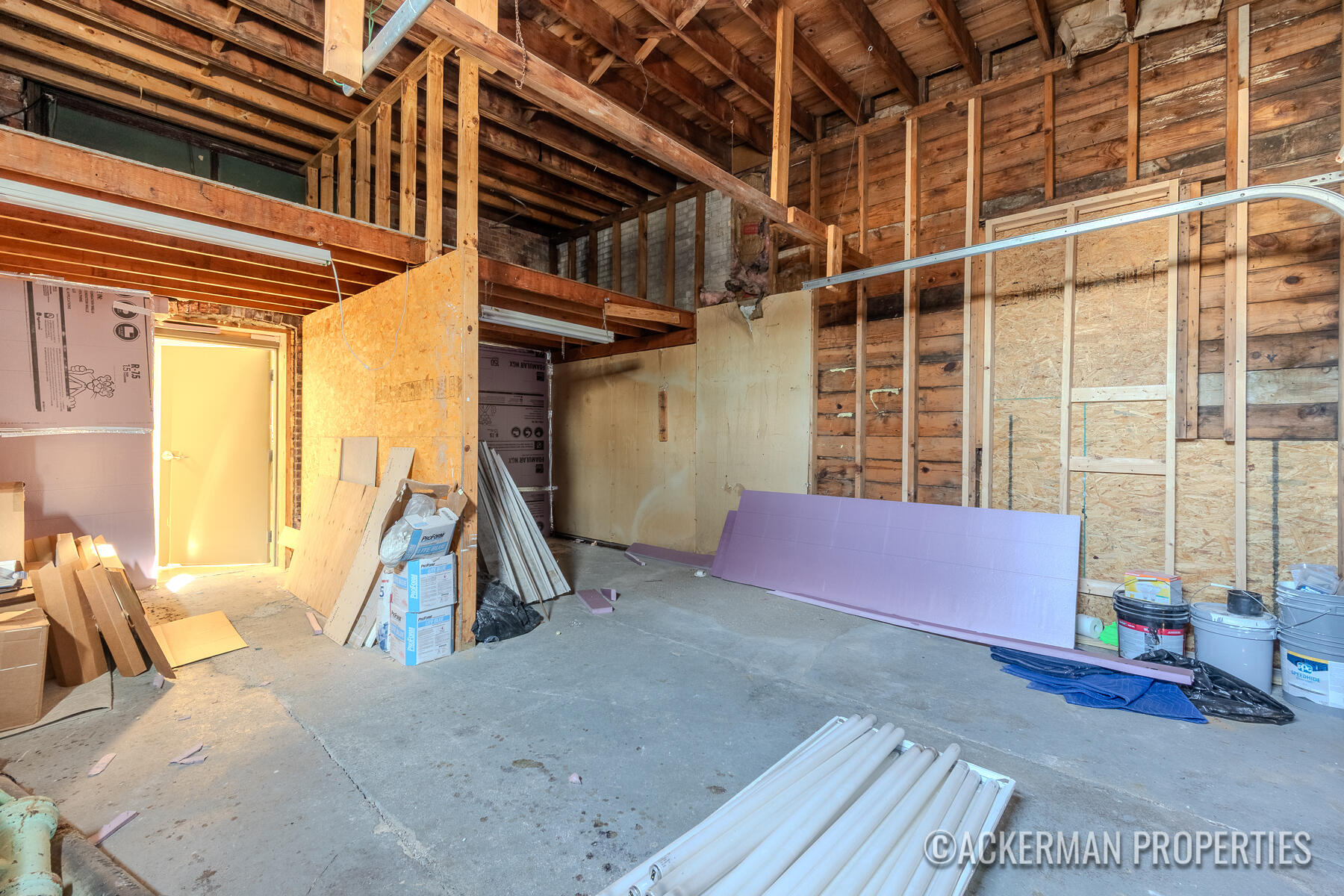 88 N Main Street Ne Property Photo 19