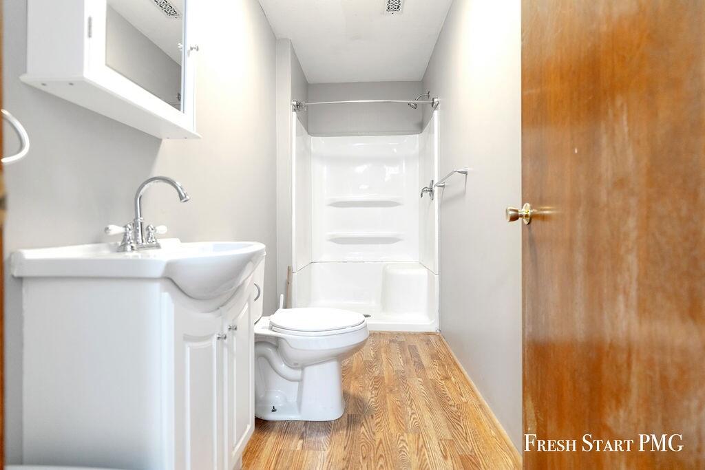 88 N Main Street Ne Property Photo 26