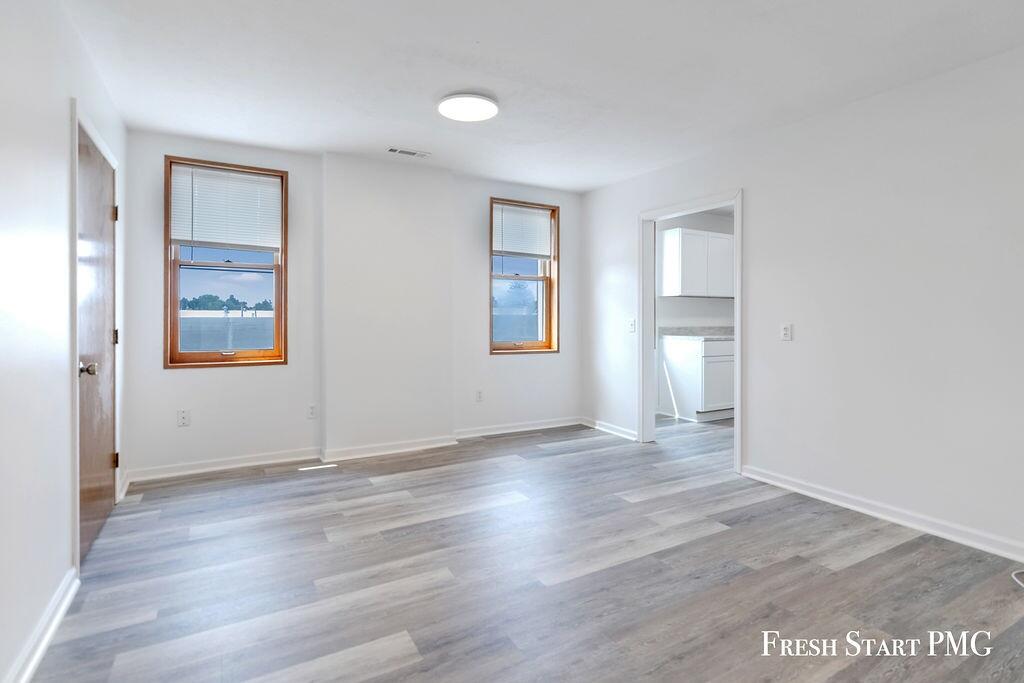 88 N Main Street Ne Property Photo 27