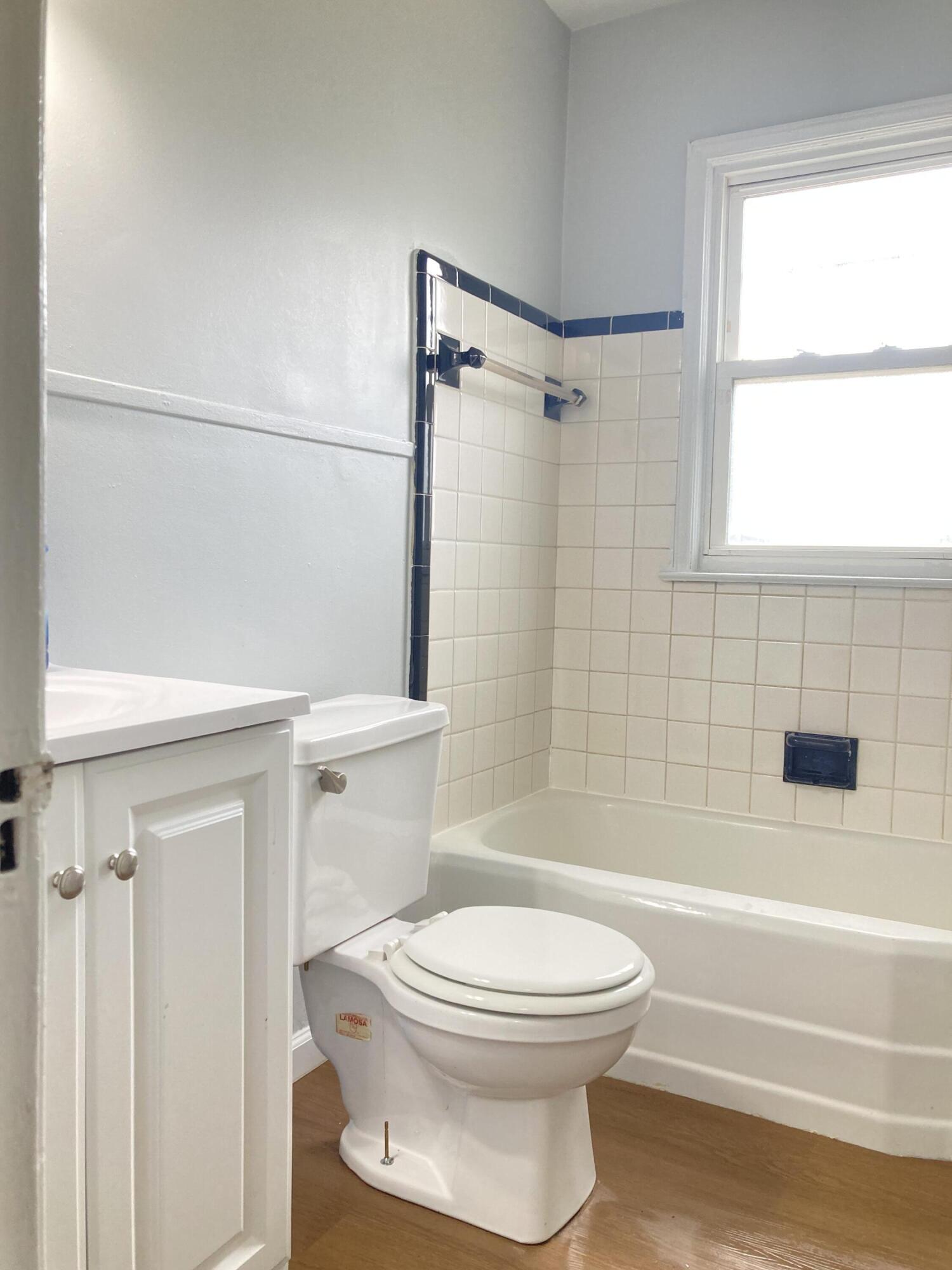 19148 Avon Avenue Property Photo 6