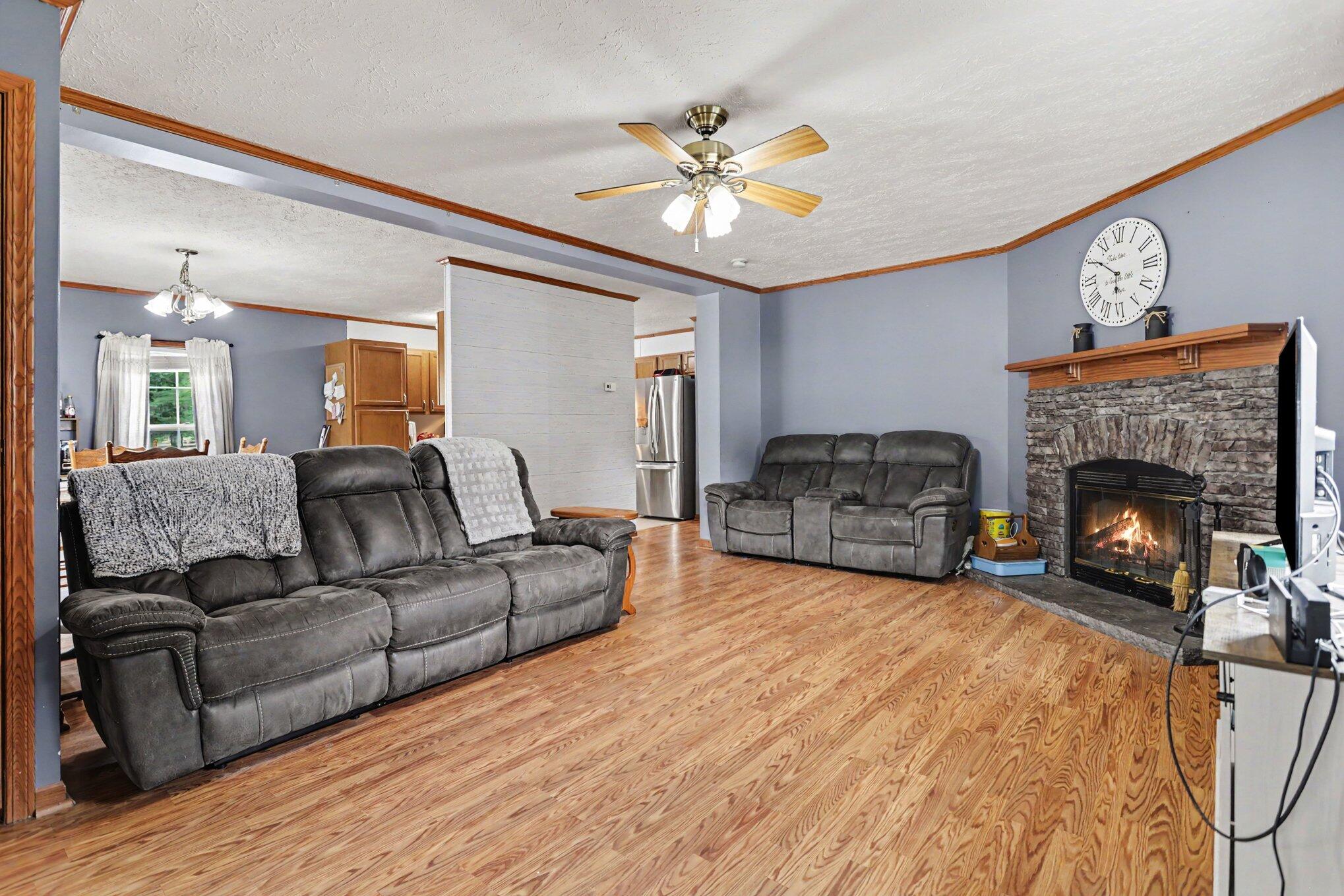 715 N Washington Street Property Photo 5