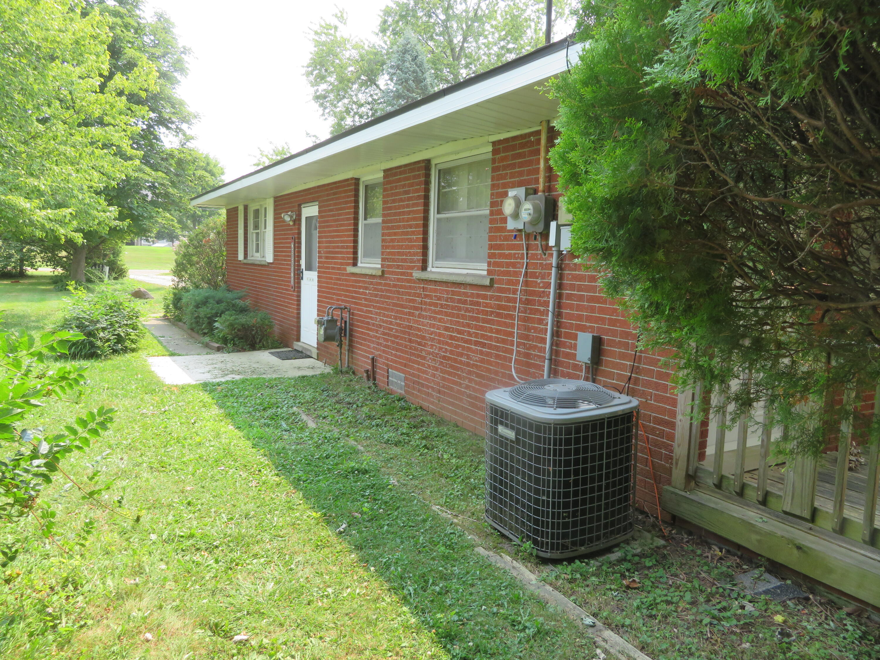 11000 Morton Taylor Road Property Photo 2