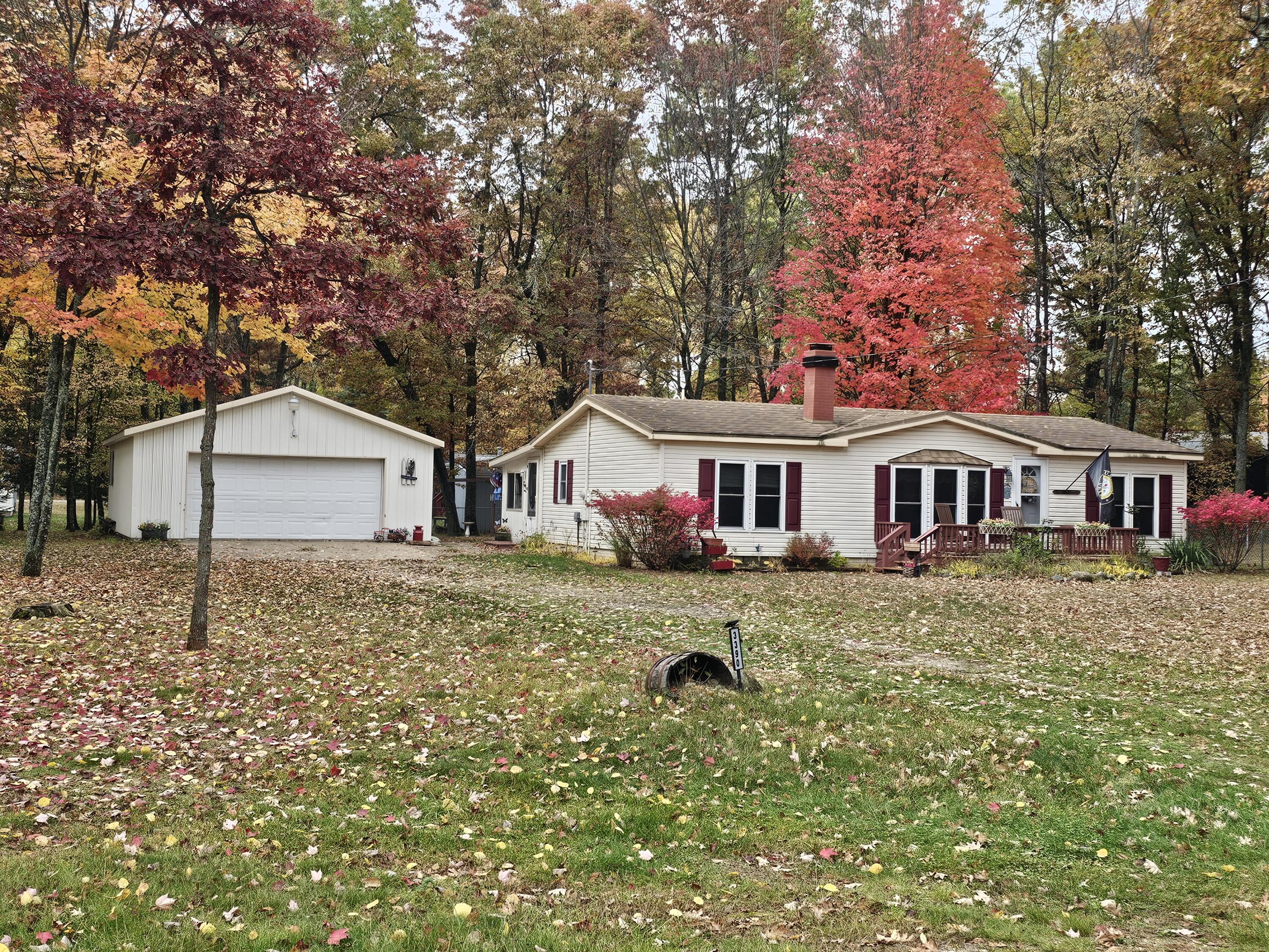 3390 Hemlock Avenue Property Photo 1