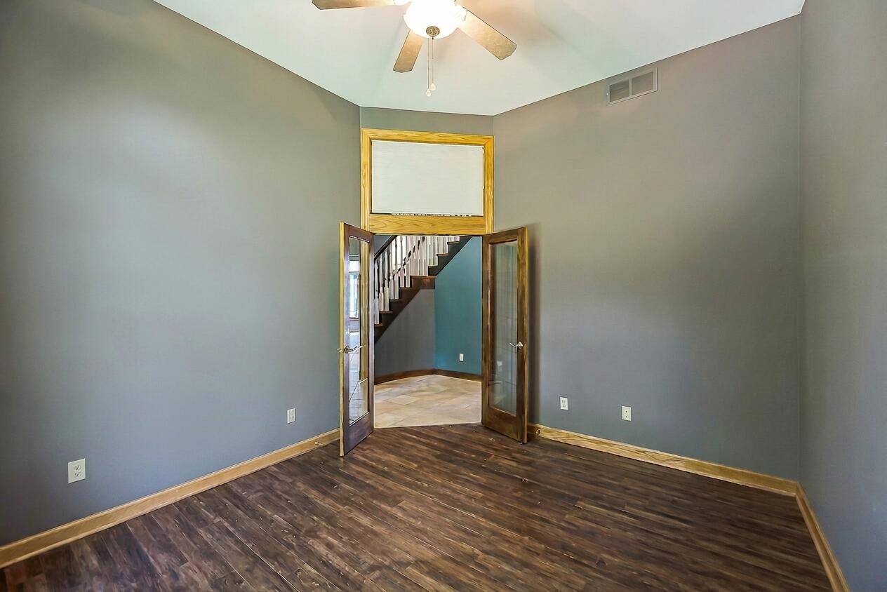 8208 Parker Road Property Photo 12