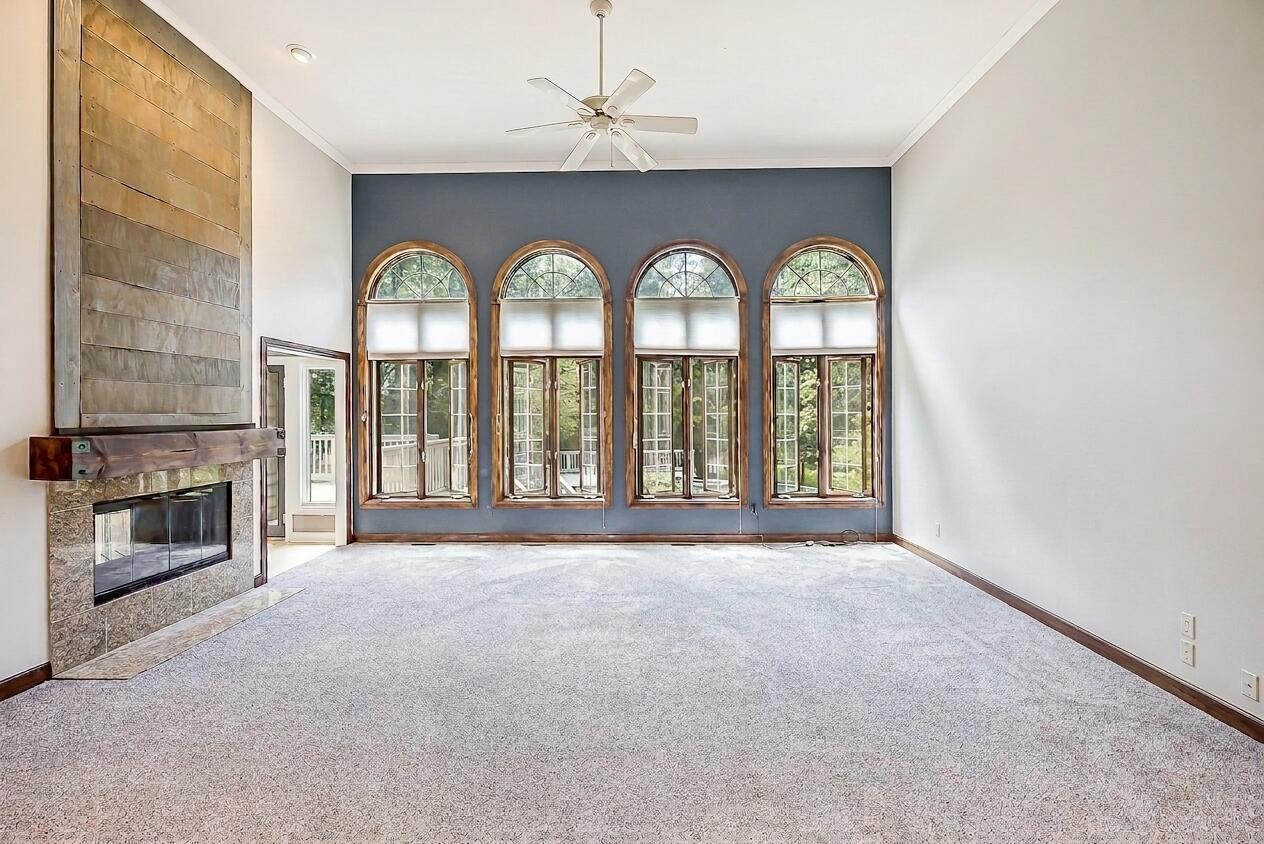 8208 Parker Road Property Photo 15
