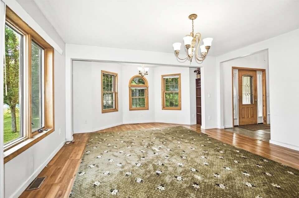 4442 N Lake Shore Dr 1 Drive Property Photo 13