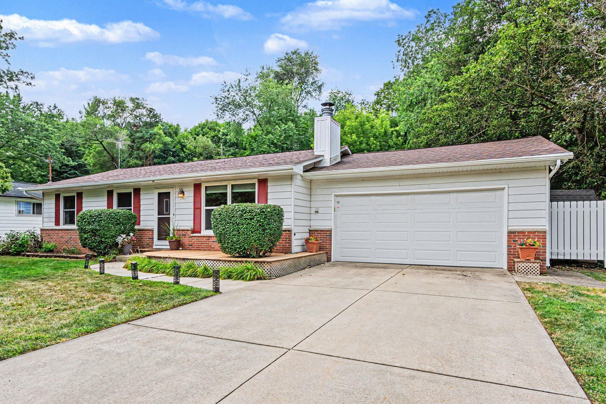 209 Cherry Hill Street Property Photo 1