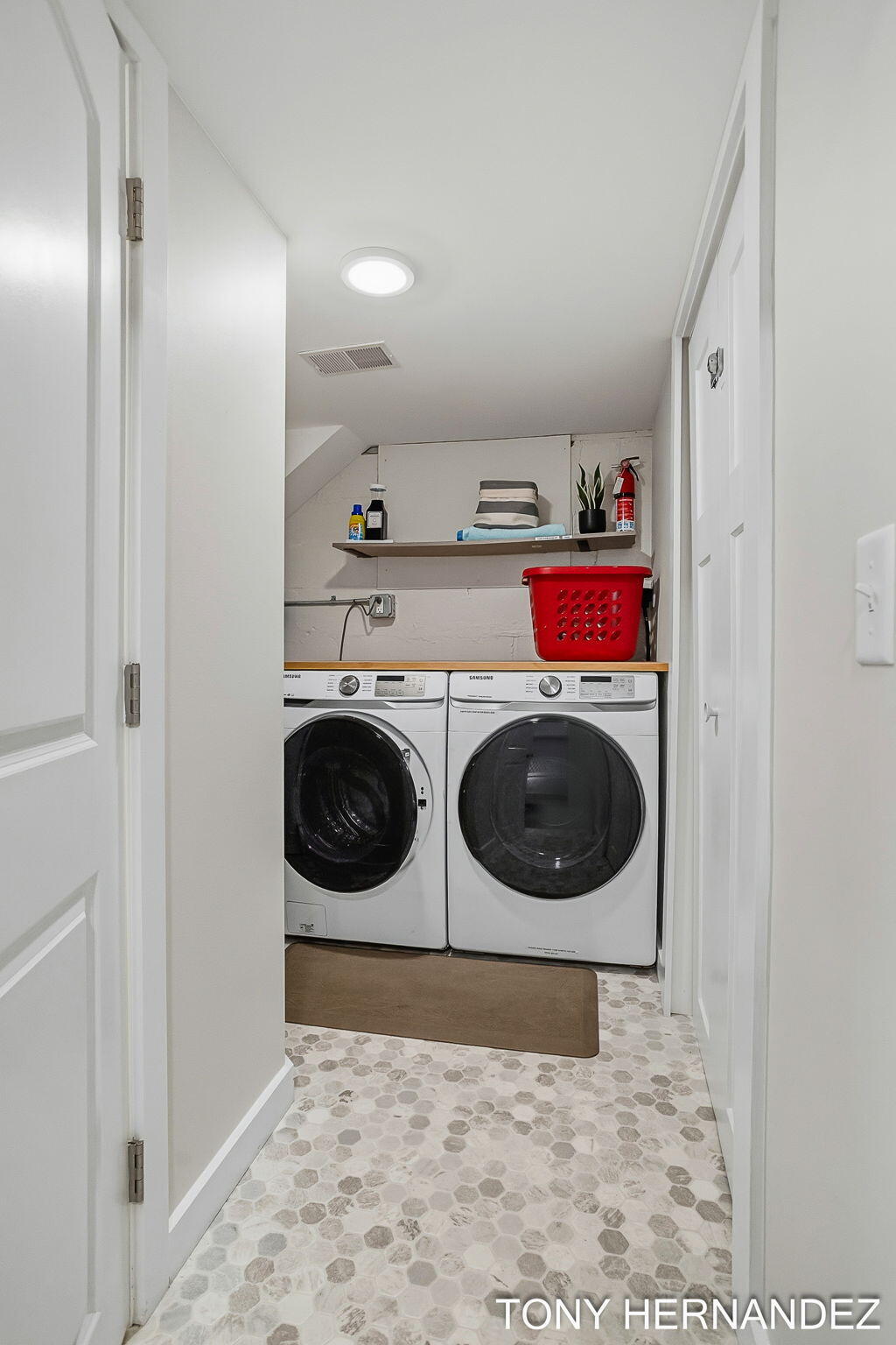 263 Cherry Court Property Photo 32