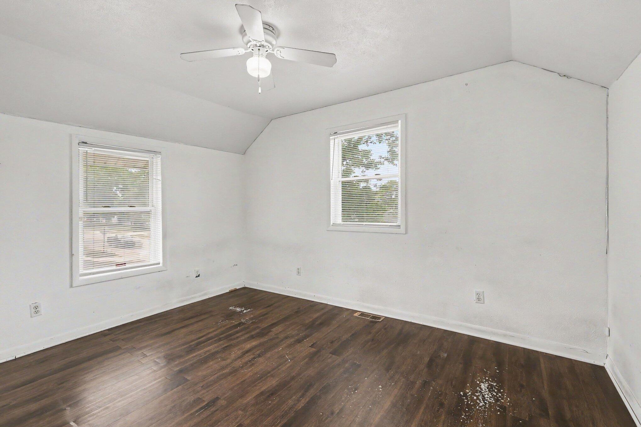 238 W Main Street Property Photo 17
