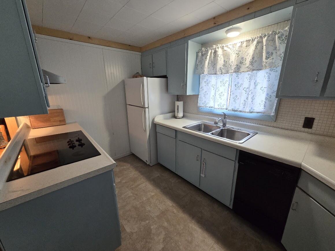 18634 Meceola Road Property Photo 14