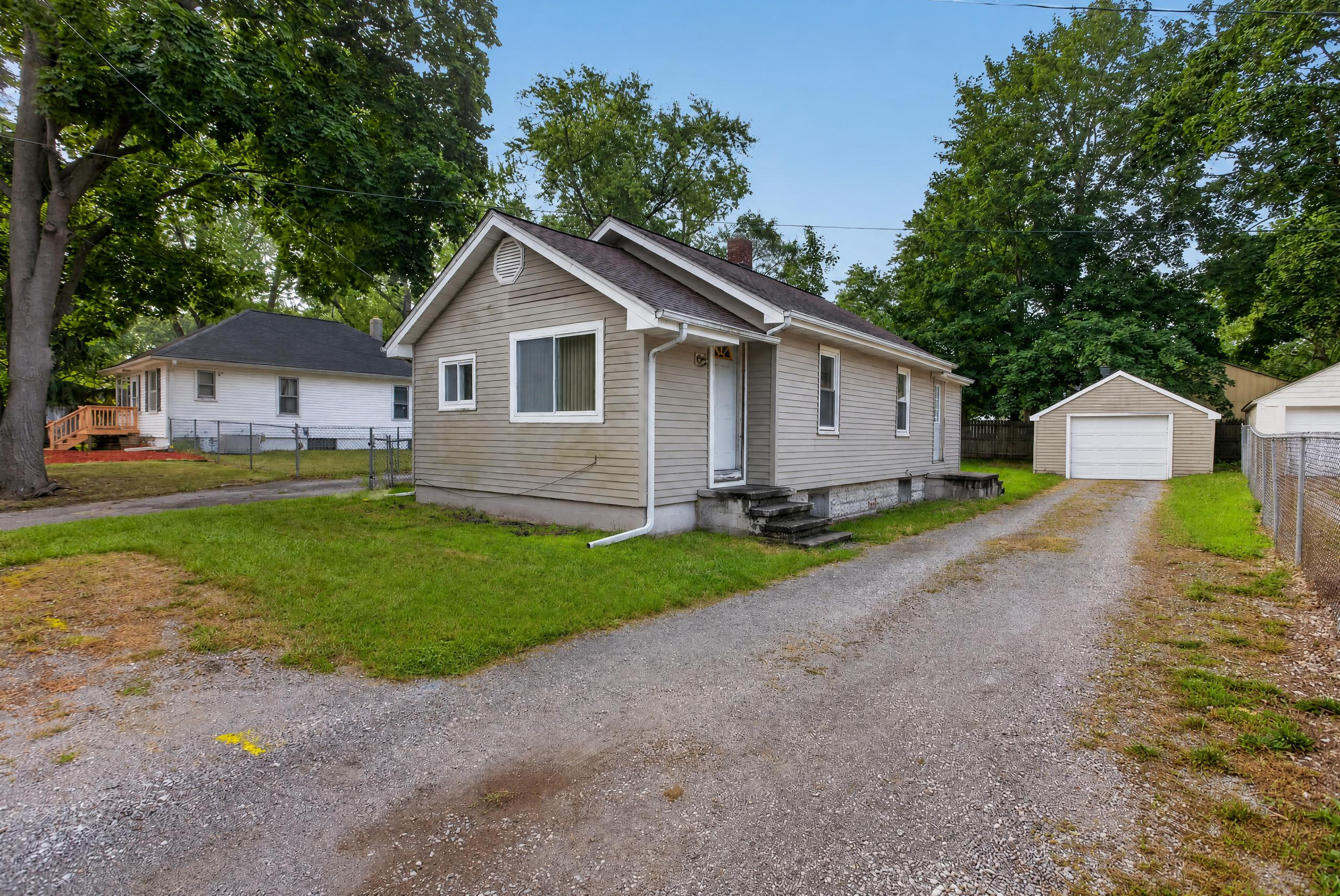821 Grant Street Property Photo 1