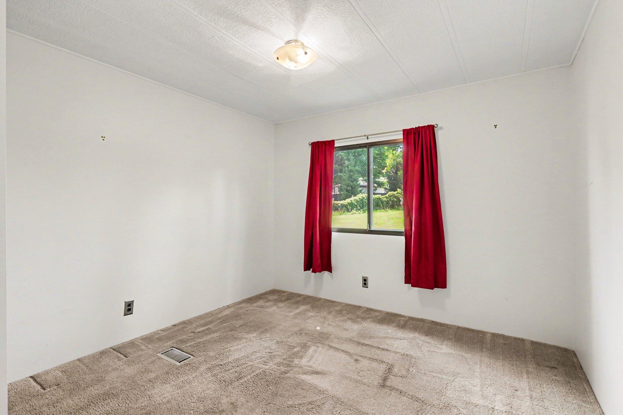 138 S Snow Prairie Road Property Photo 19