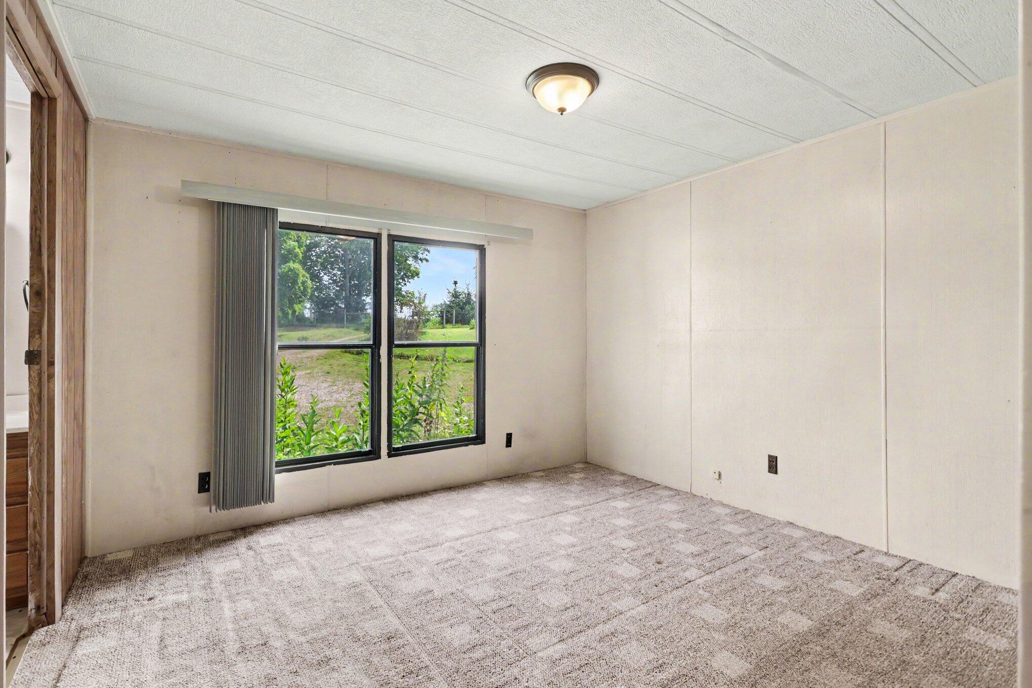 138 S Snow Prairie Road Property Photo 20