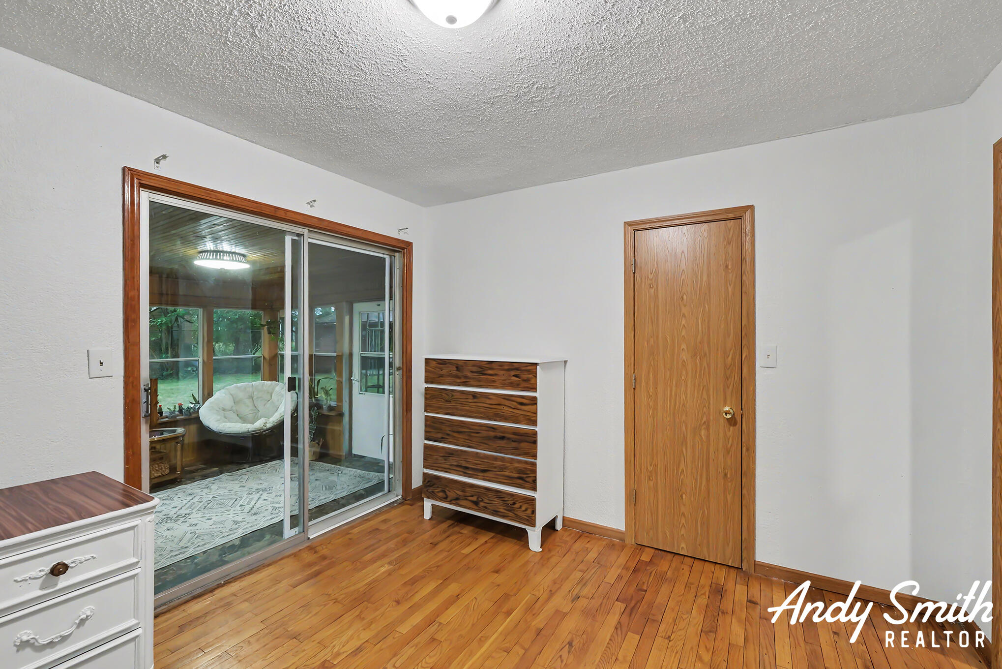148 Kings Boulevard Property Photo 16