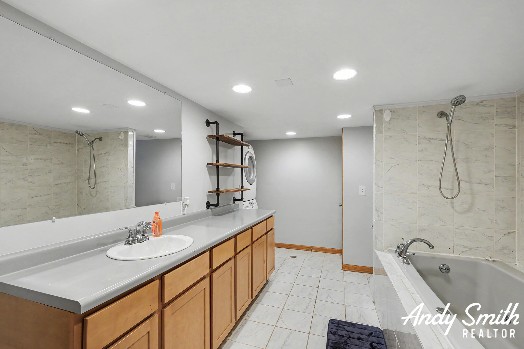 148 Kings Boulevard Property Photo 23