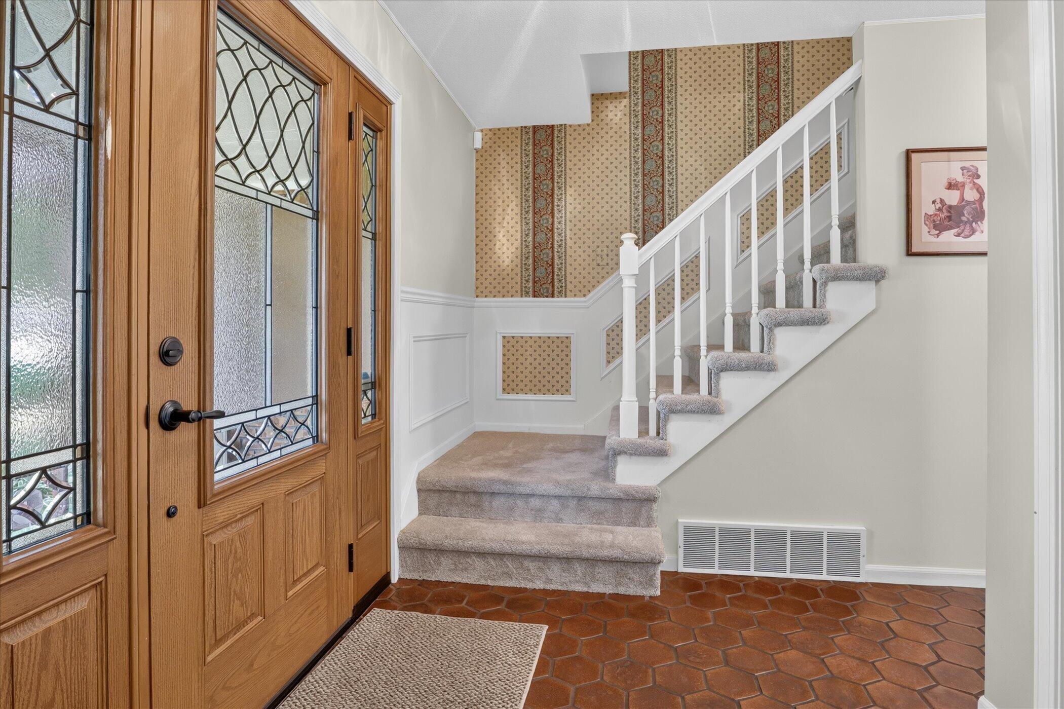 22279 Loupee Drive Property Photo 9