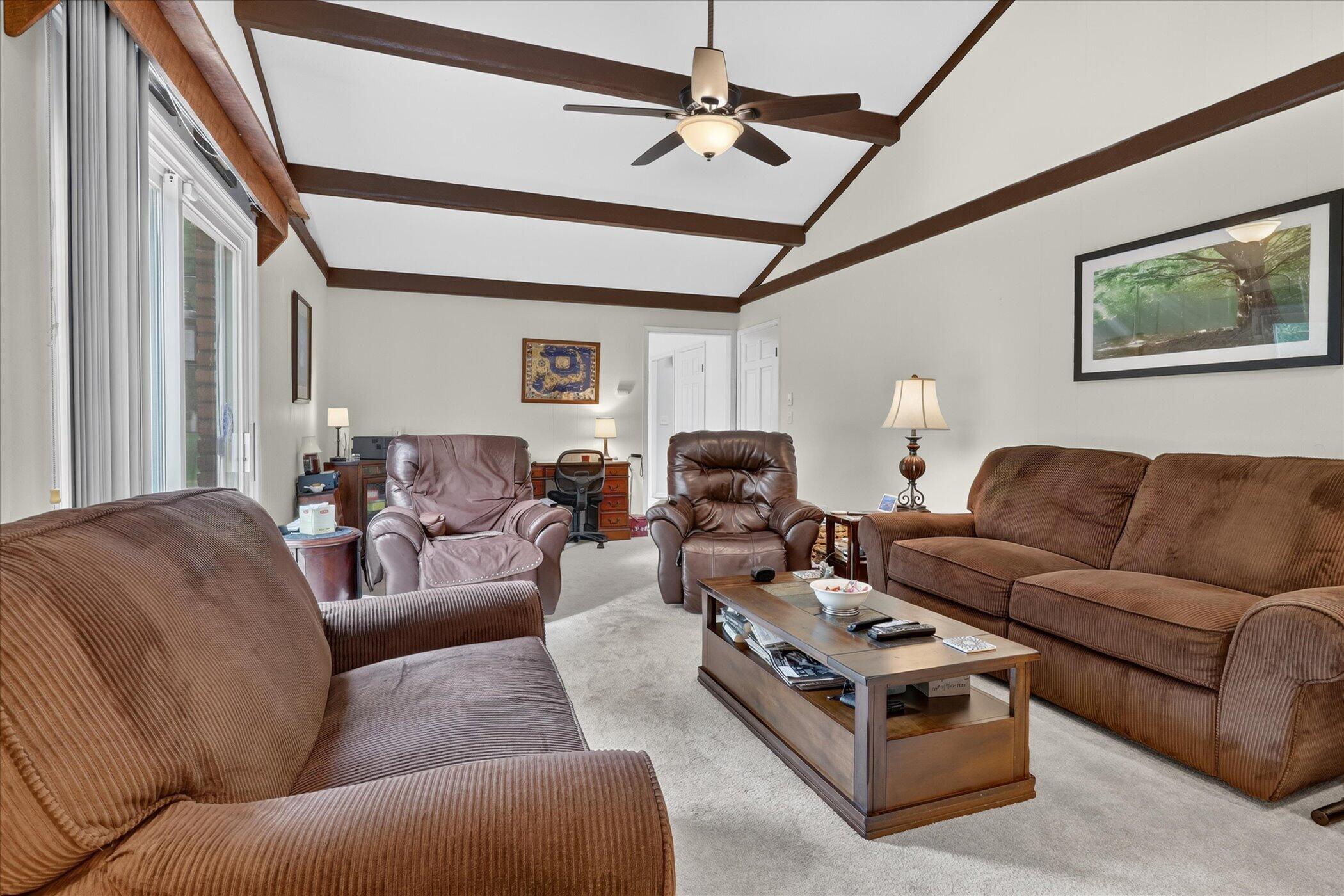 22279 Loupee Drive Property Photo 16