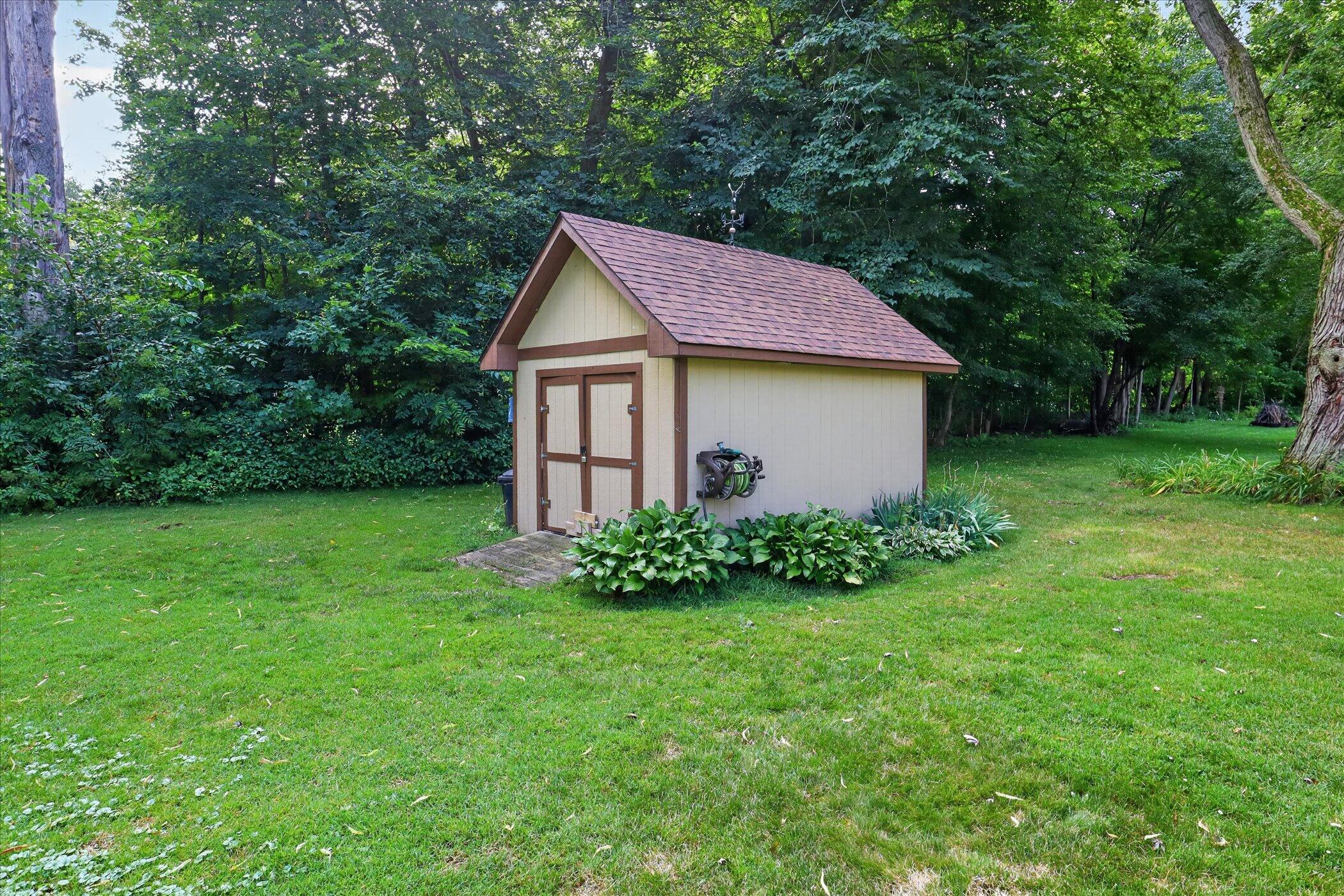 22279 Loupee Drive Property Photo 44