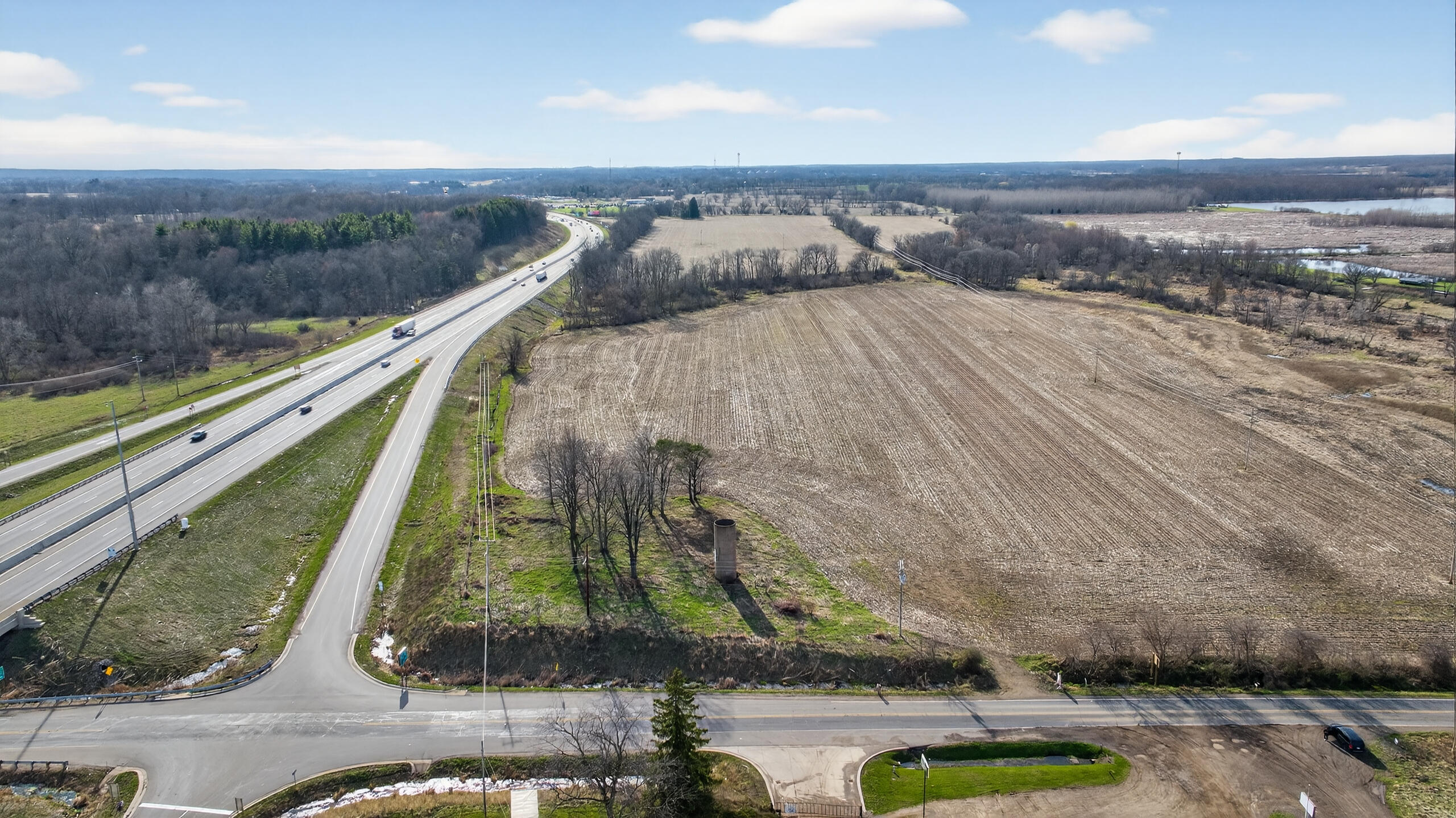 N Parma Road Property Photo 13