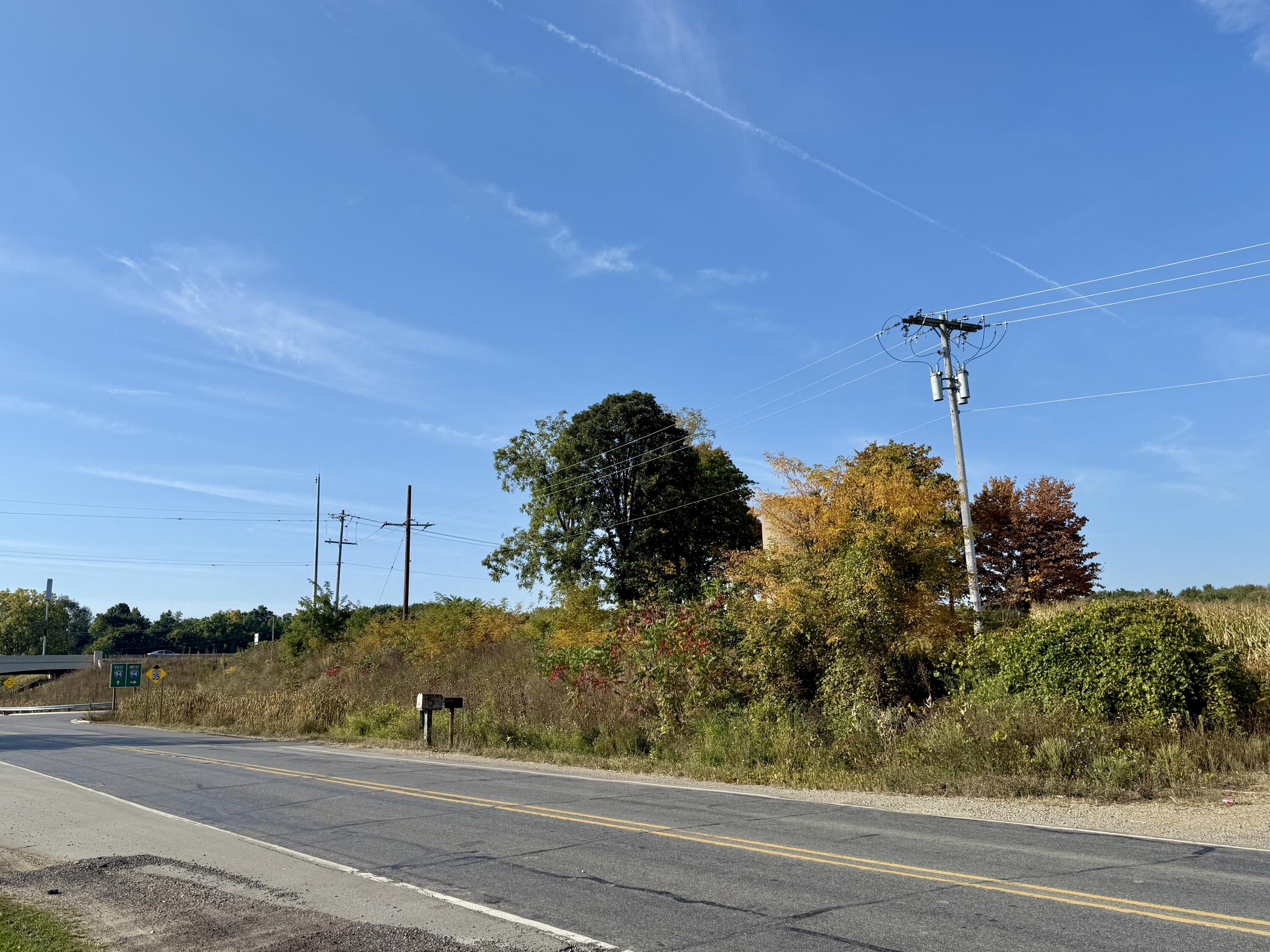 N Parma Road Property Photo 18