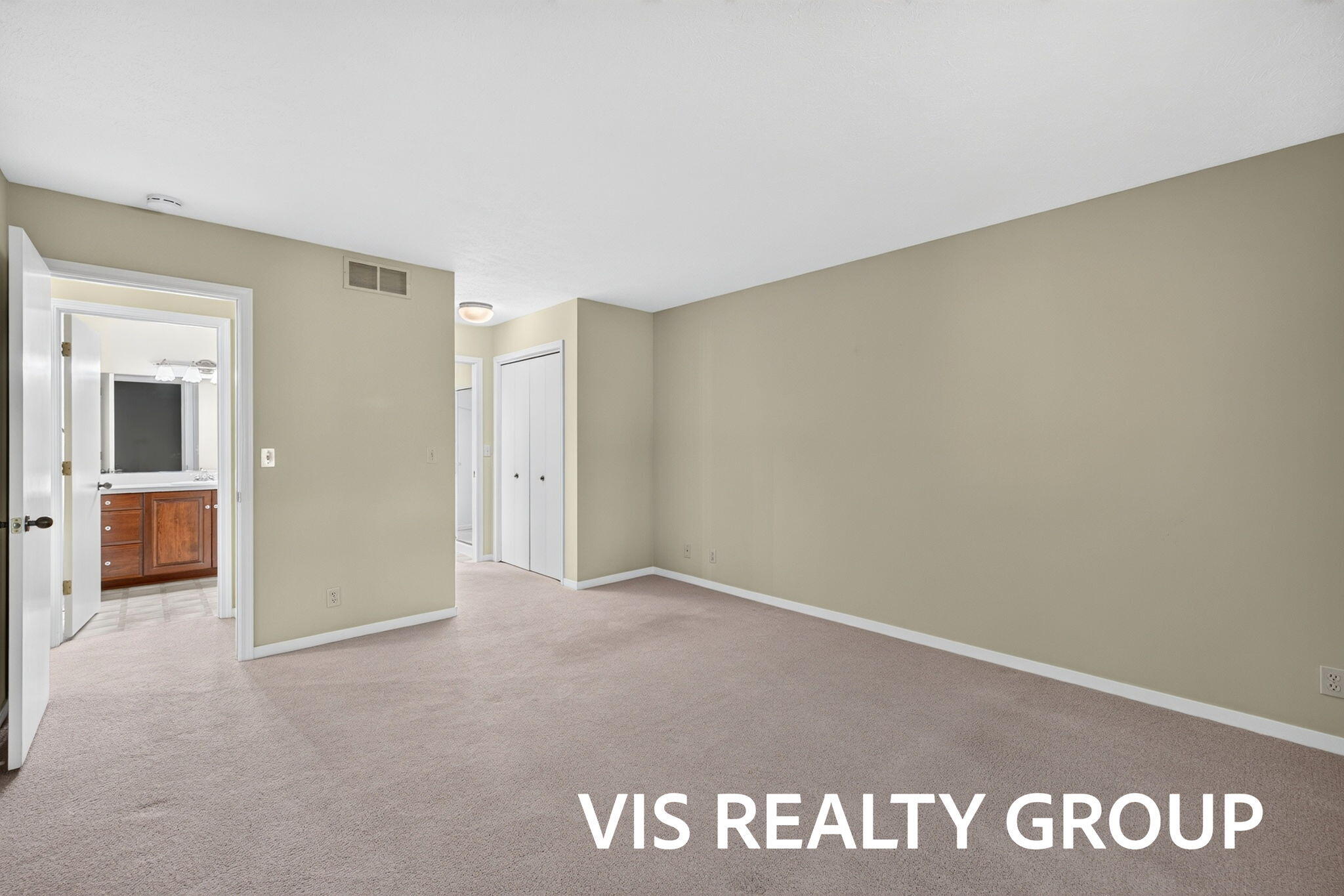 851 Claremont Court Property Photo 21