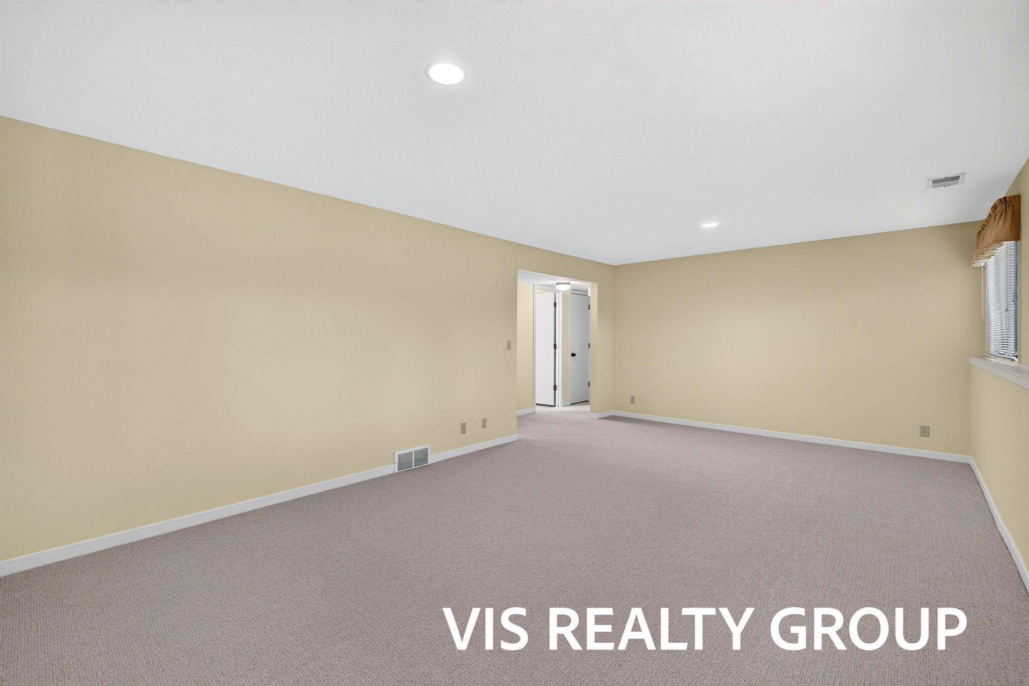 851 Claremont Court Property Photo 27