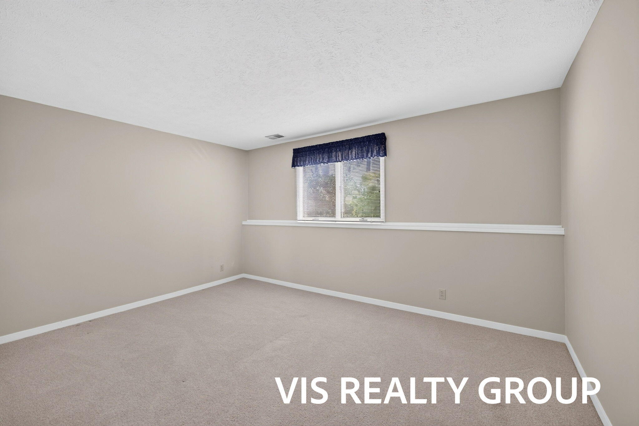 851 Claremont Court Property Photo 32