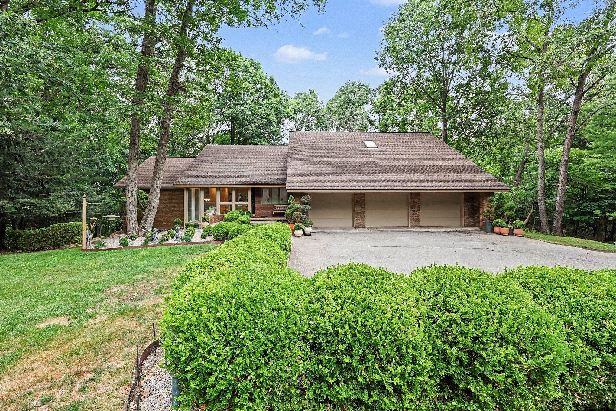5315 Red Fox Run Property Photo 2