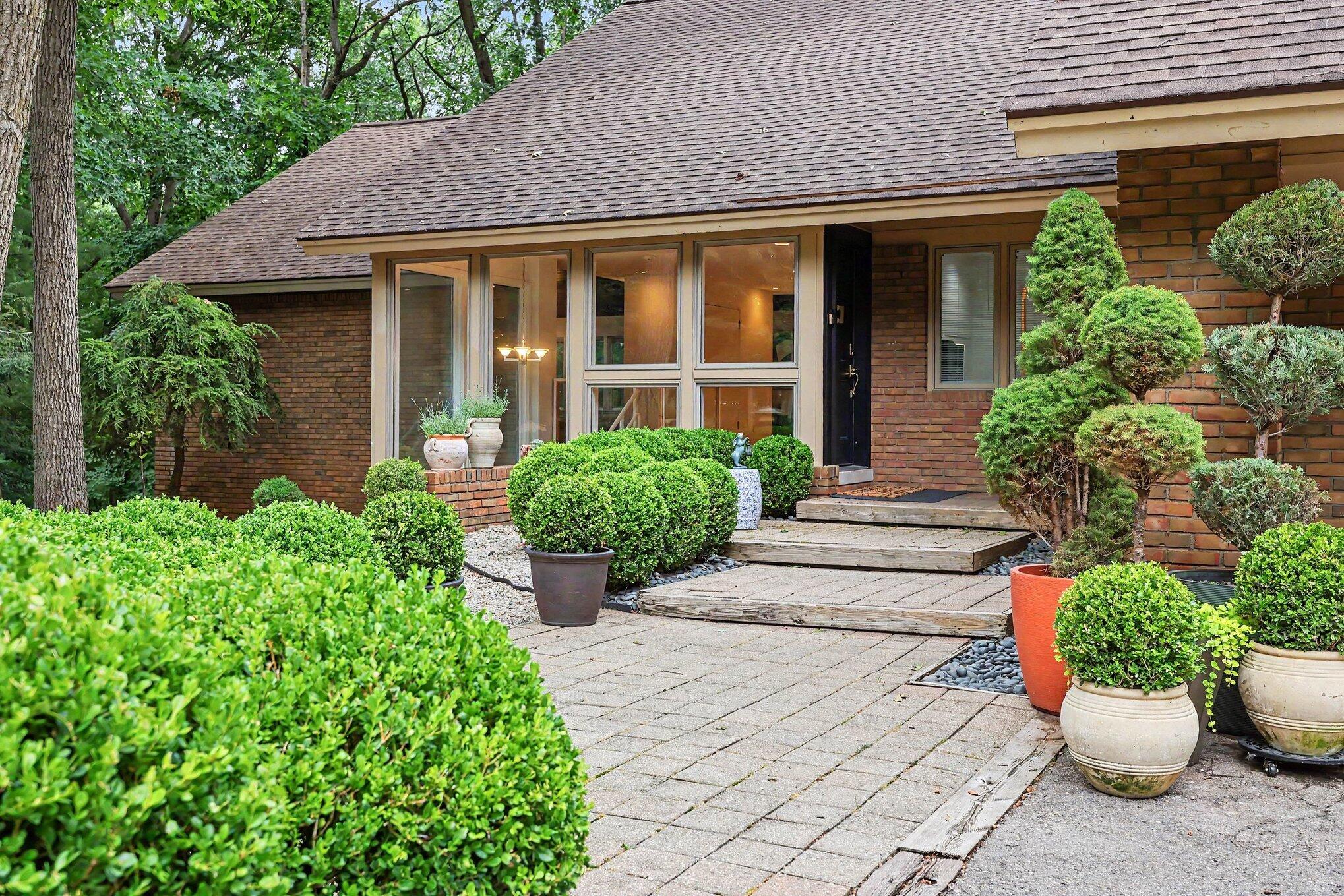 5315 Red Fox Run Property Photo 4