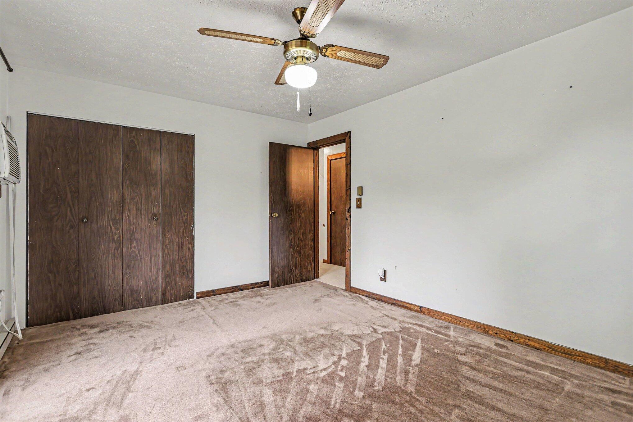2785 Eaman Road Property Photo 14
