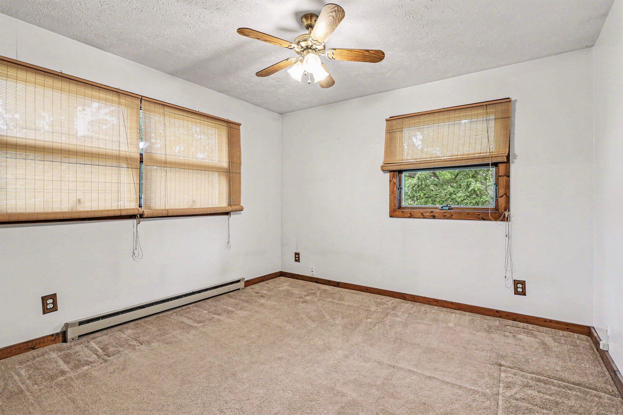 2785 Eaman Road Property Photo 19