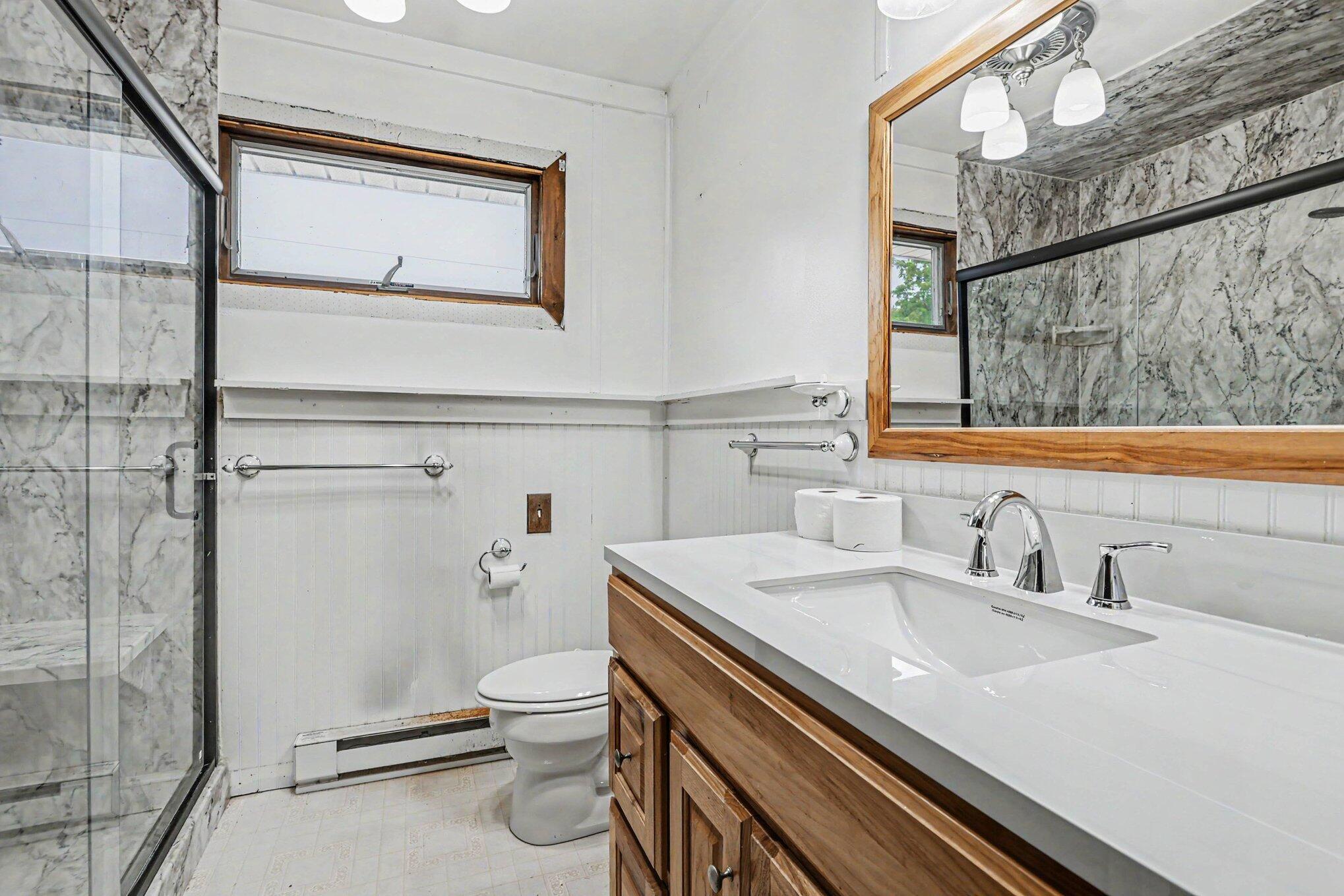 2785 Eaman Road Property Photo 21