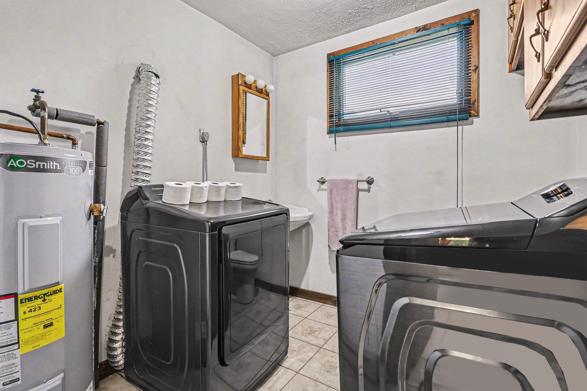 2785 Eaman Road Property Photo 22