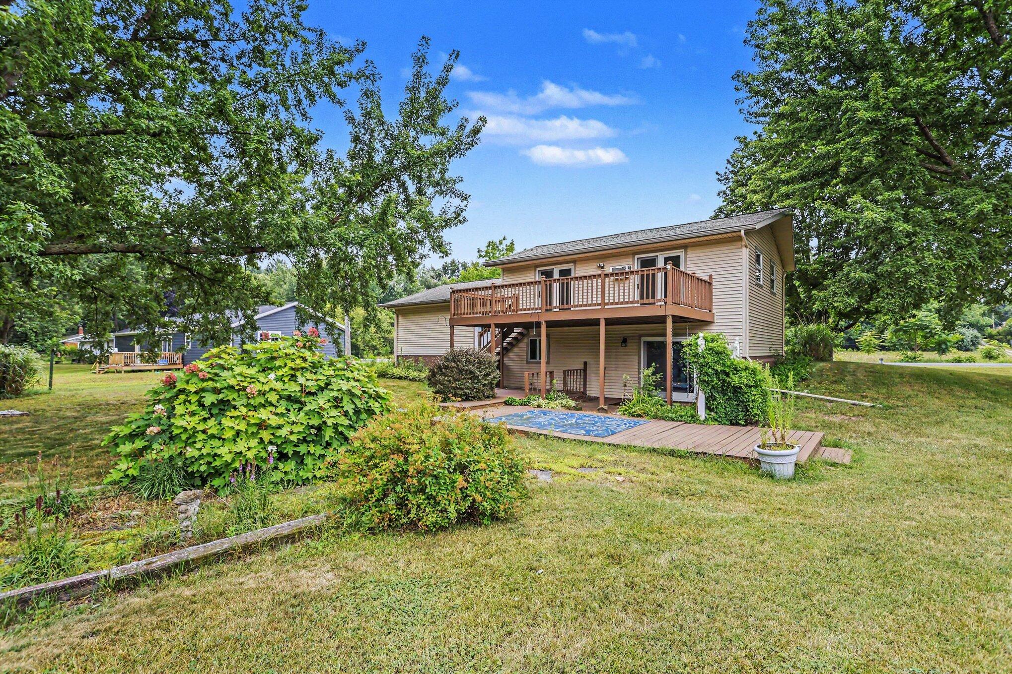 2785 Eaman Road Property Photo 26