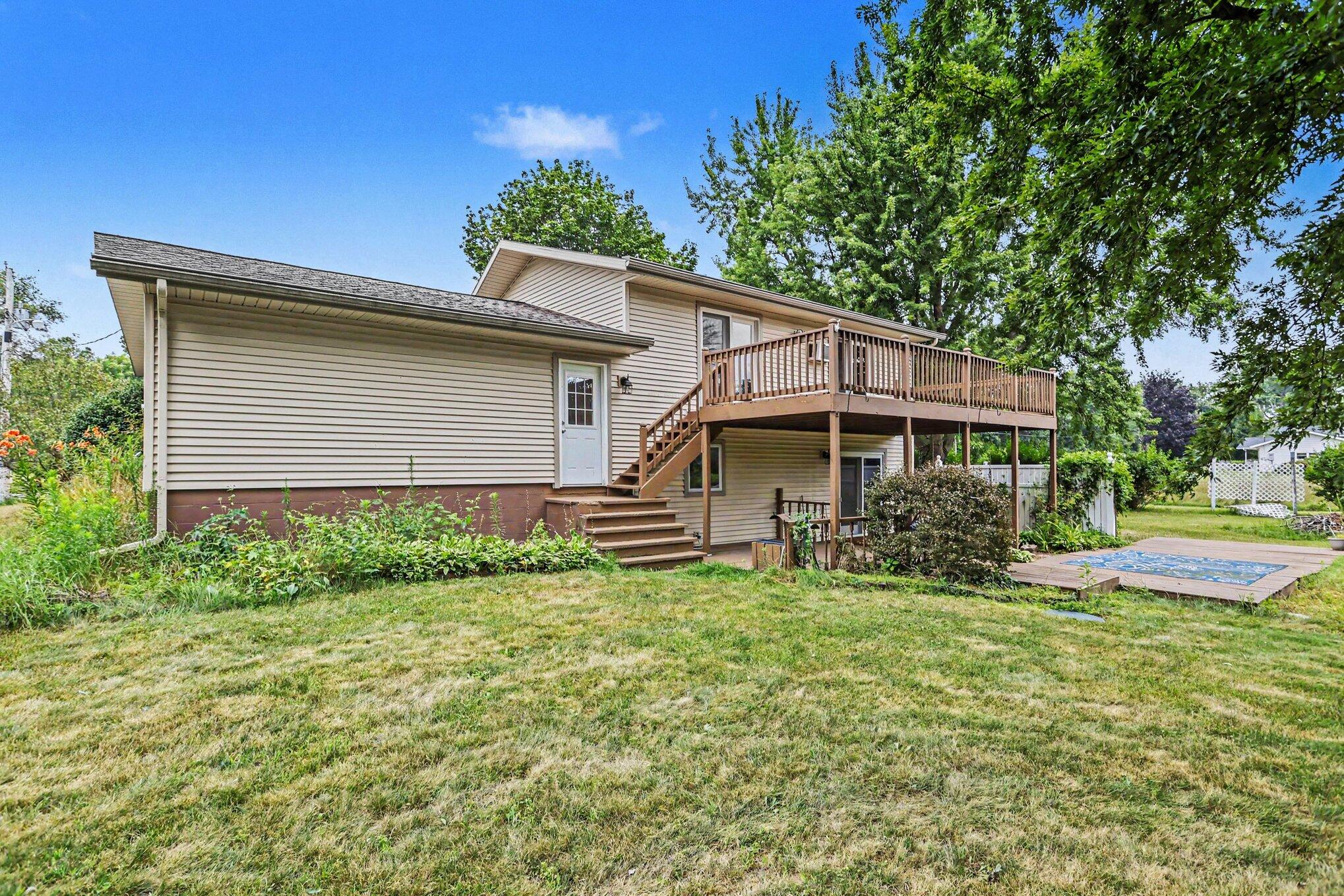 2785 Eaman Road Property Photo 27