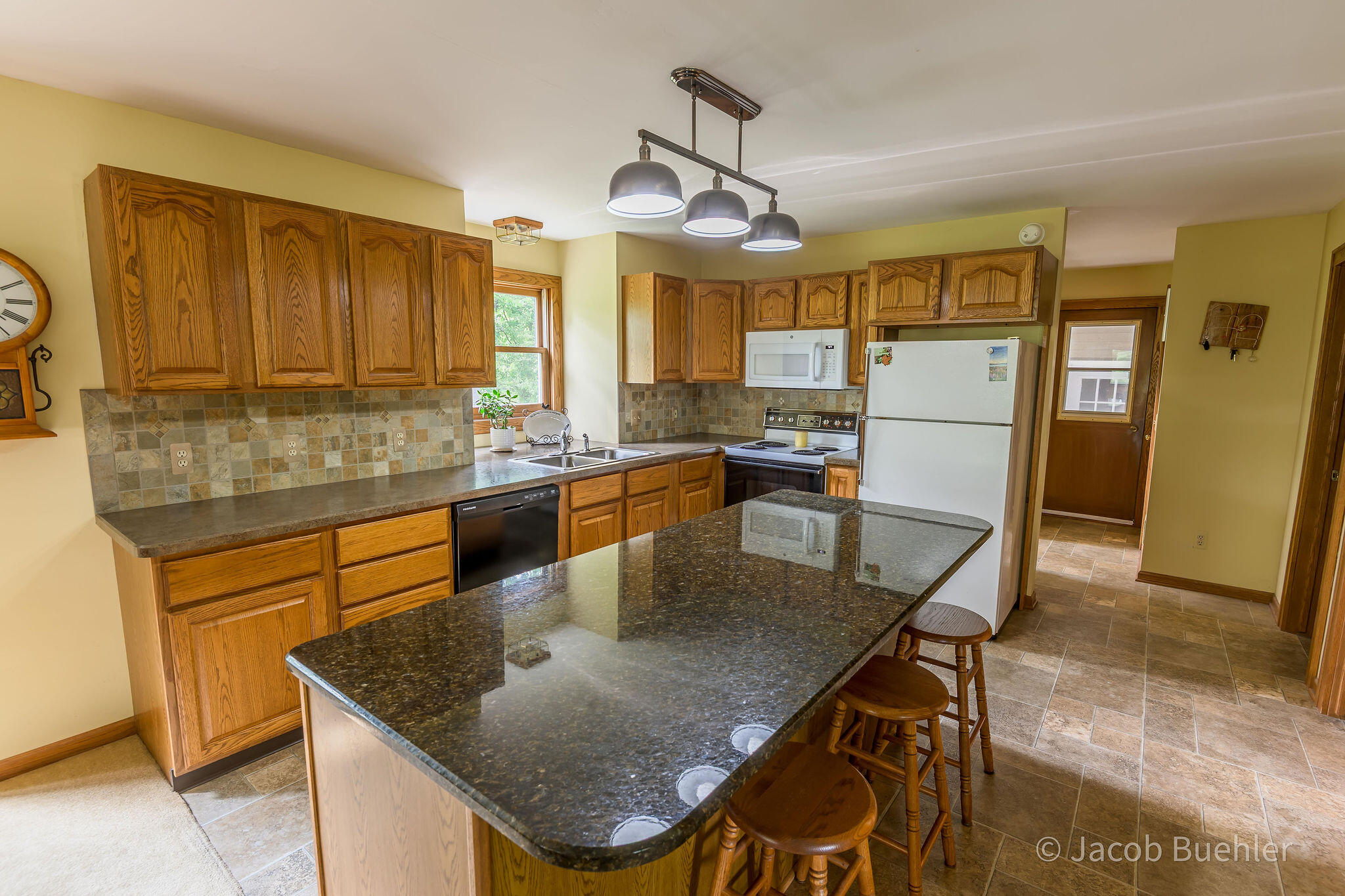 6477 Usborne Road Property Photo 14