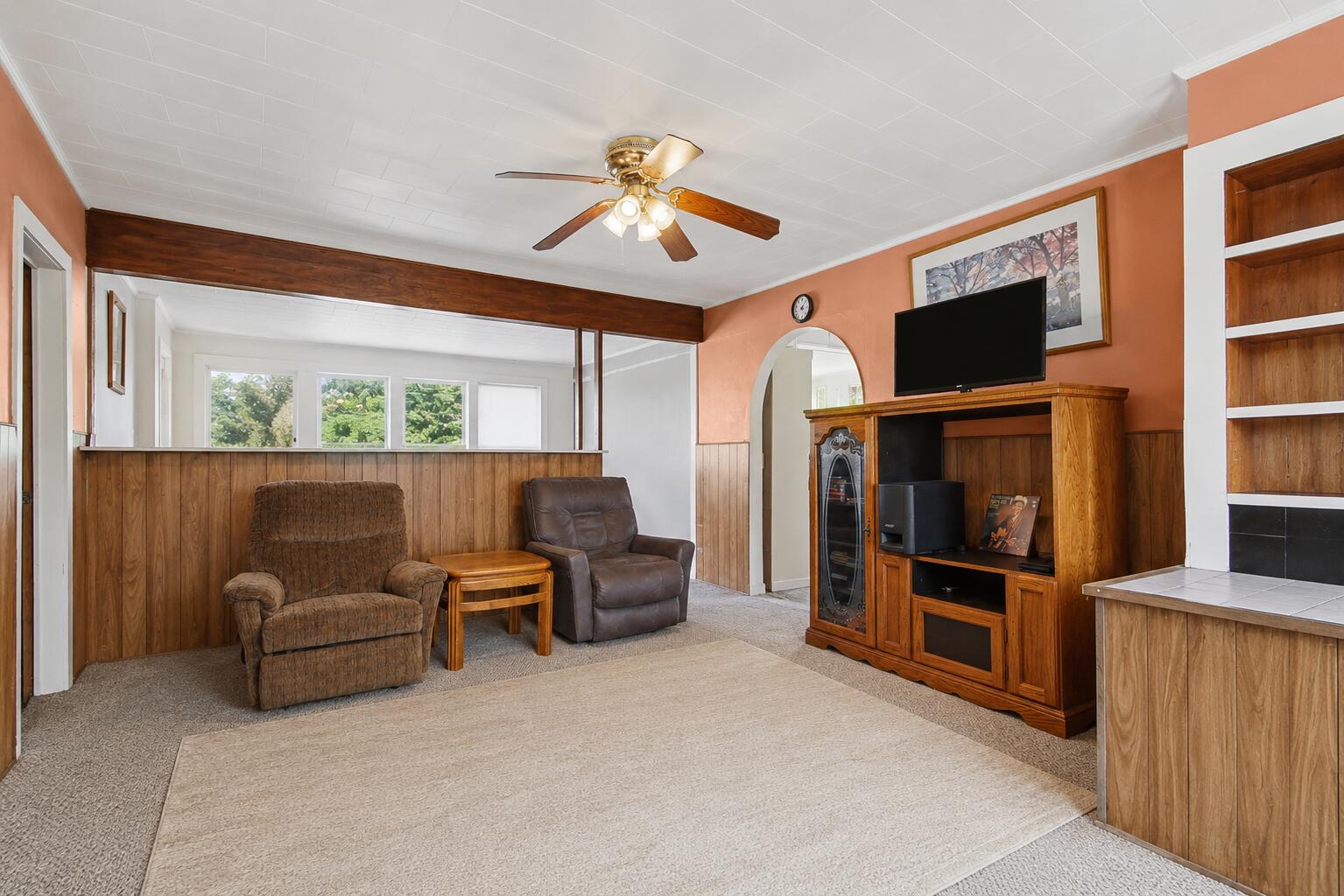 611 W Shelby Road Property Photo 8