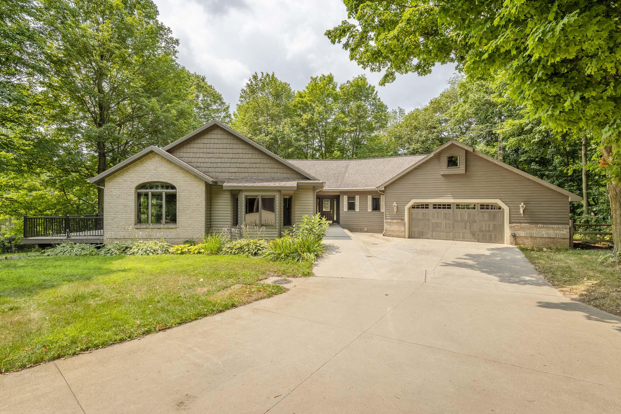 8047 Kraft Avenue Se Property Photo 1