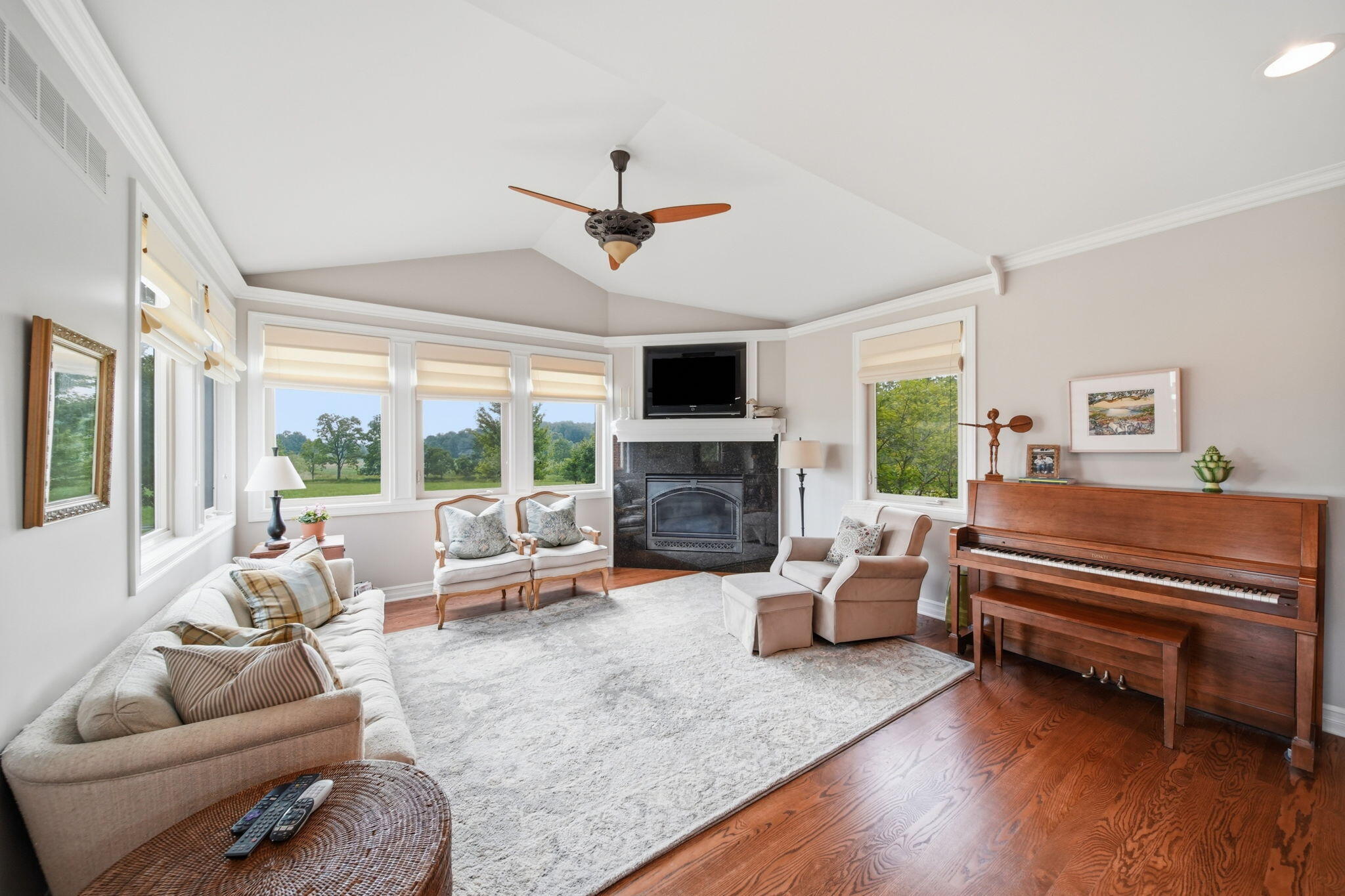 6900 Arkona Road Property Photo 11