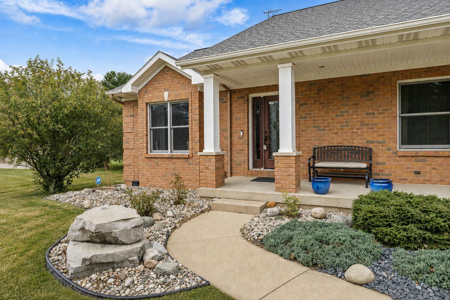 12189 White Pine Drive Property Photo 4