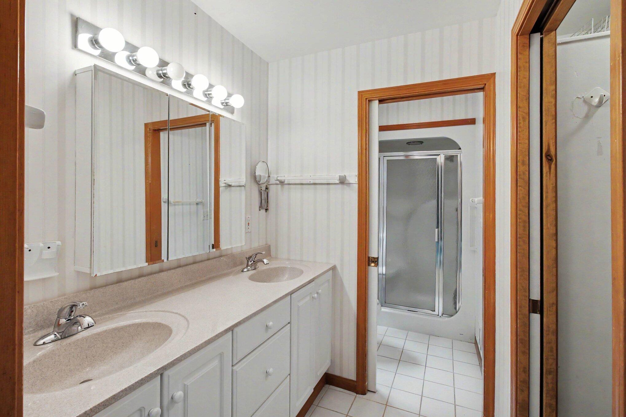 1457 Indian Trail Property Photo 8