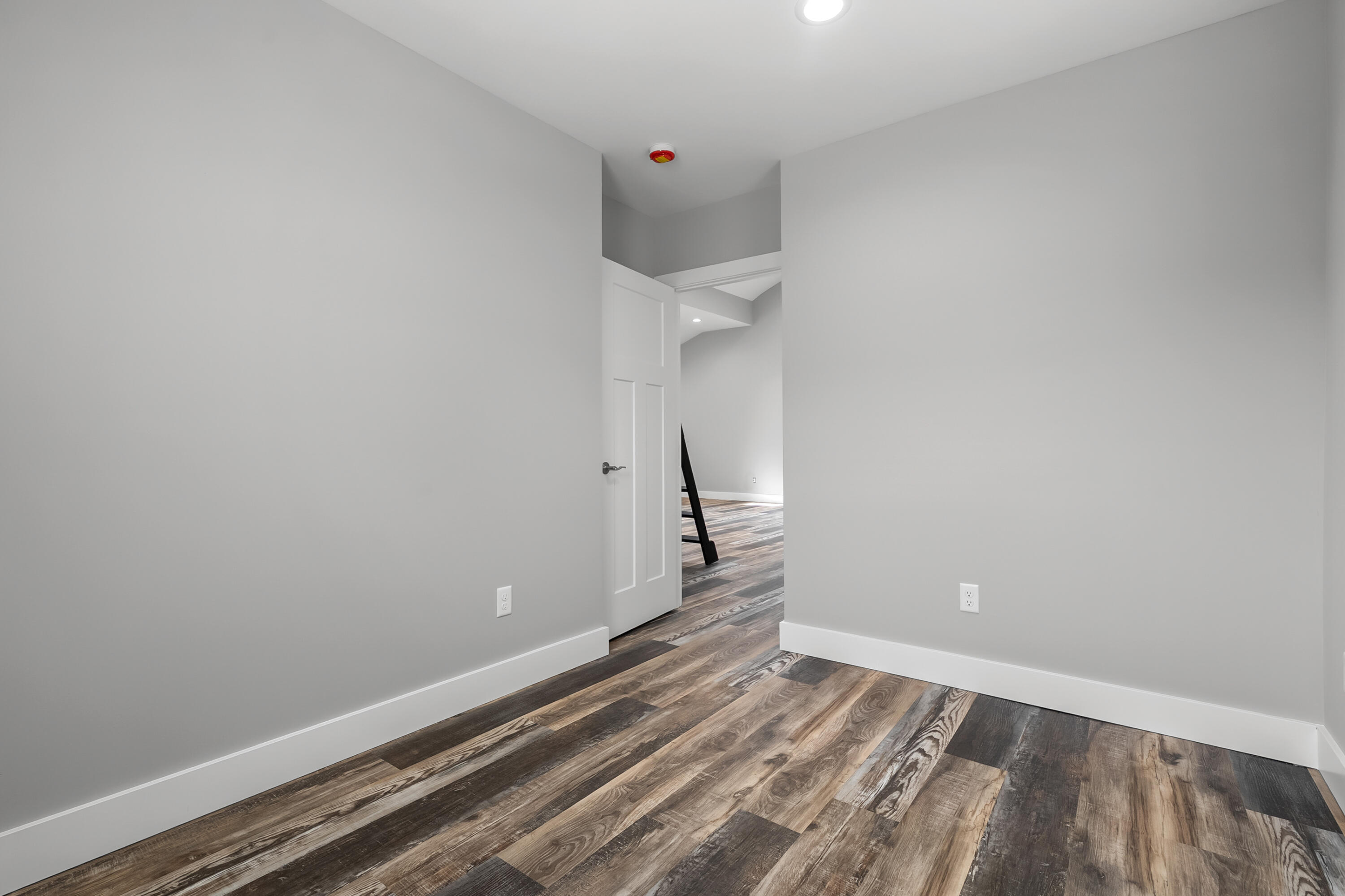 10574 Tomkinson Property Photo 24