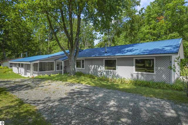 6145 Parker Drive Property Photo 1