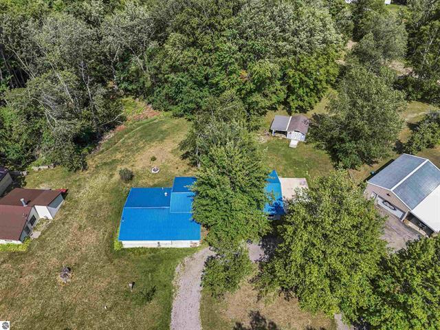 6145 Parker Drive Property Photo 7