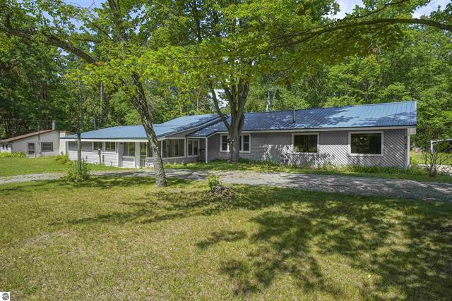 6145 Parker Drive Property Photo 9