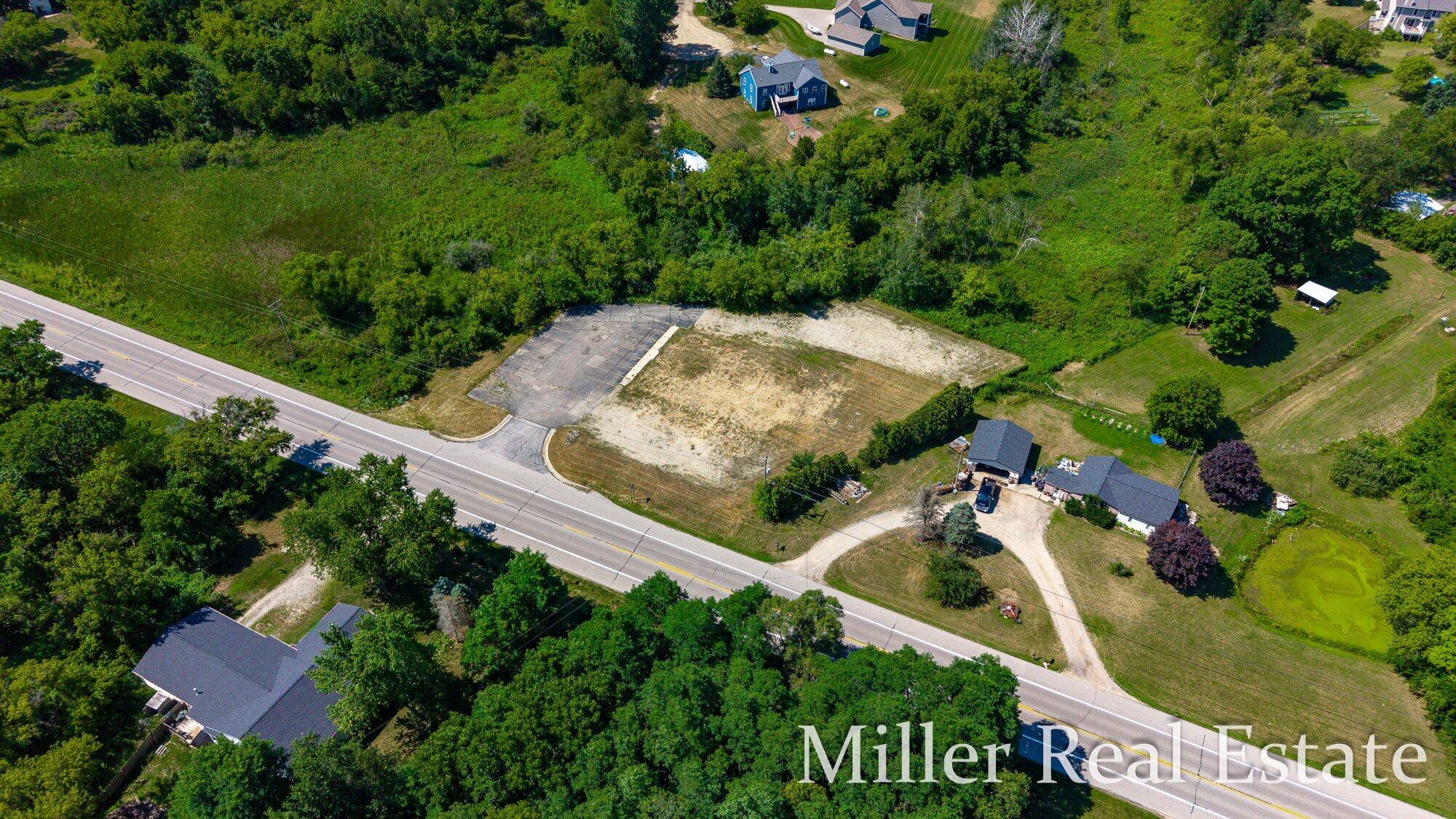 3207 M-37 Property Photo 4