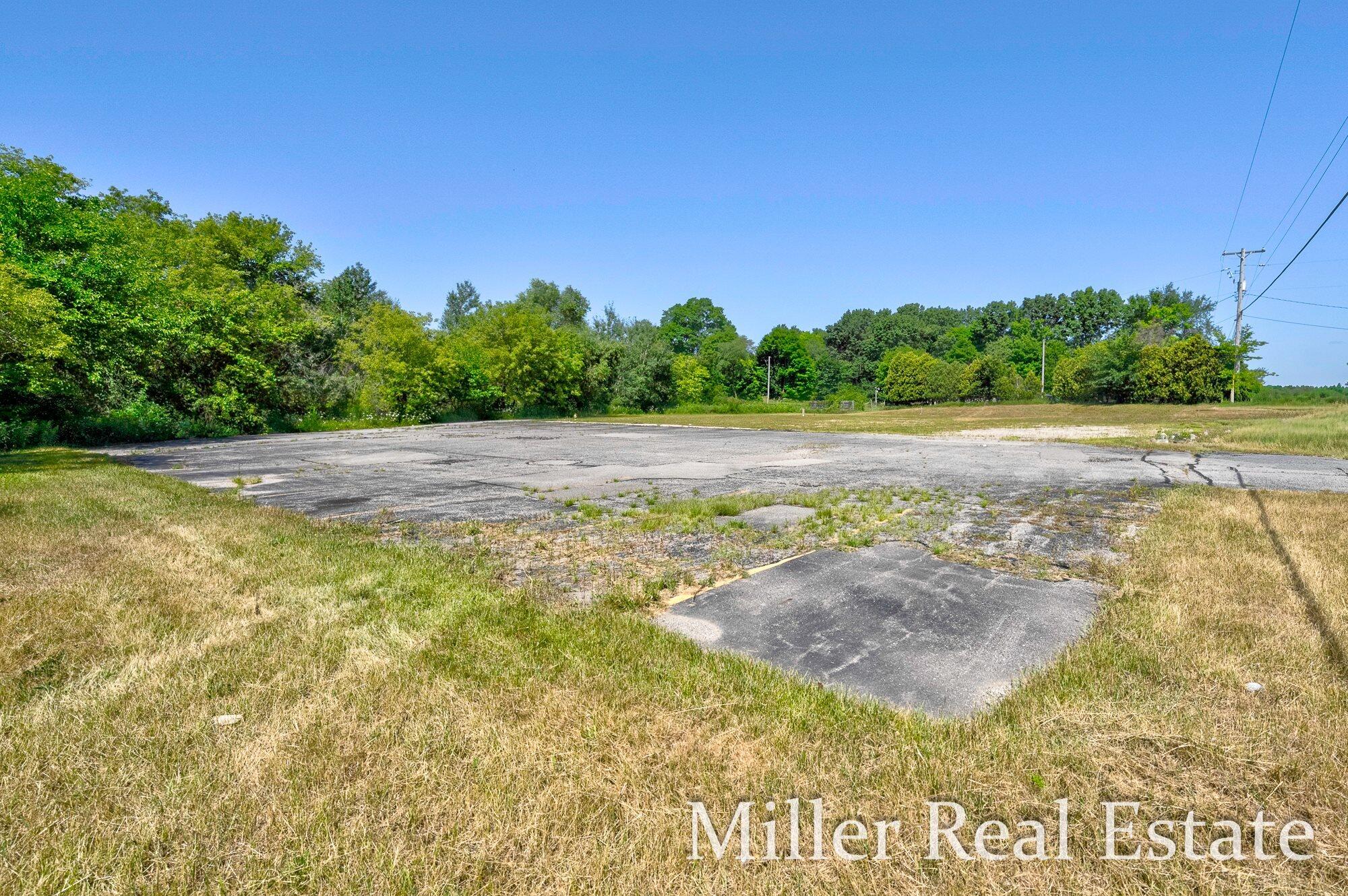 3207 M-37 Property Photo 7
