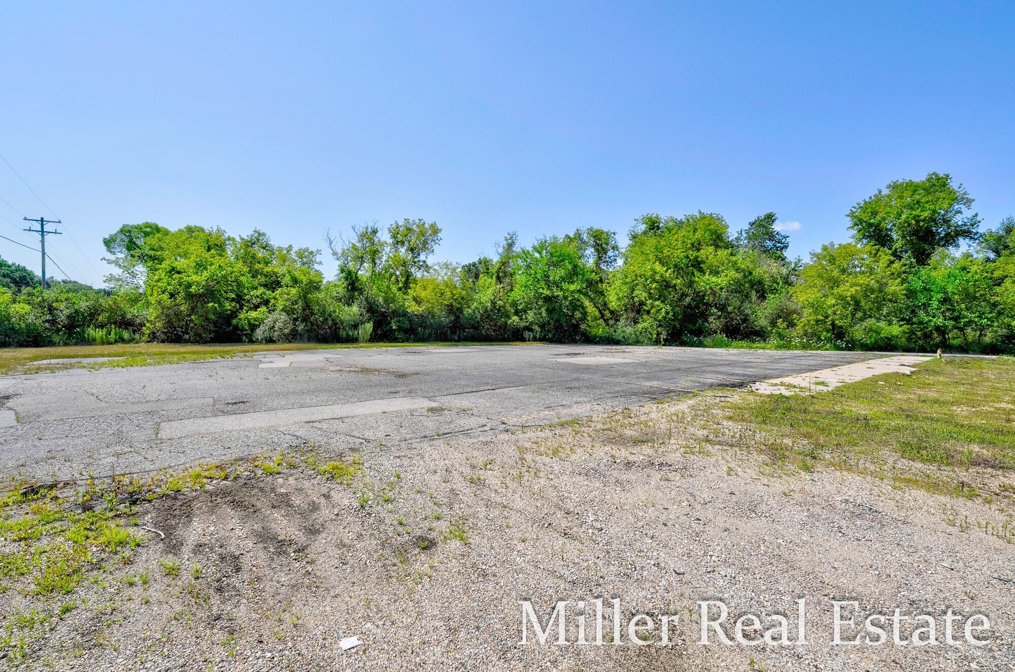 3207 M-37 Property Photo 11